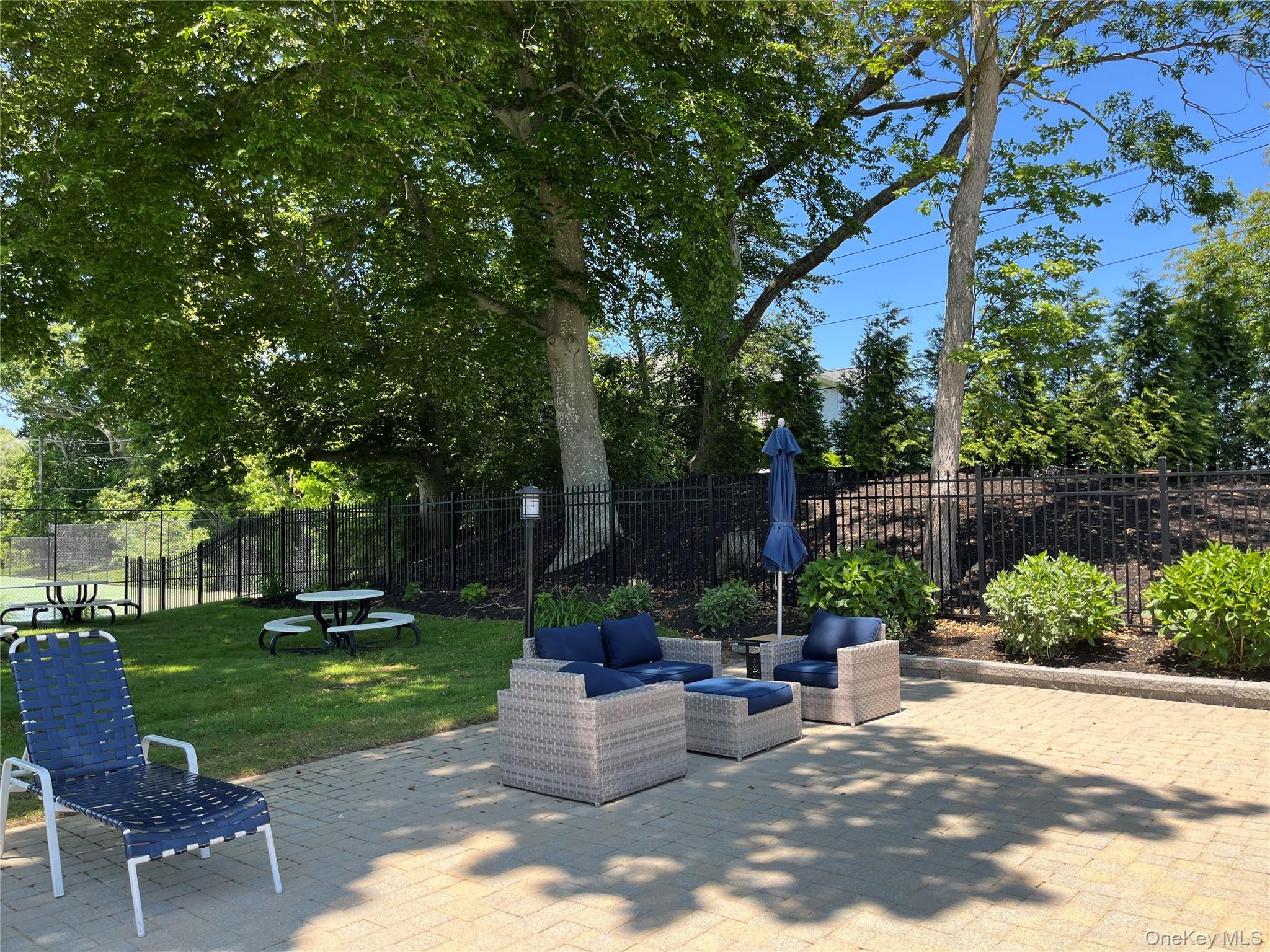 2300 Fox Hill Drive # 1101, Baiting Hollow, NY 11933