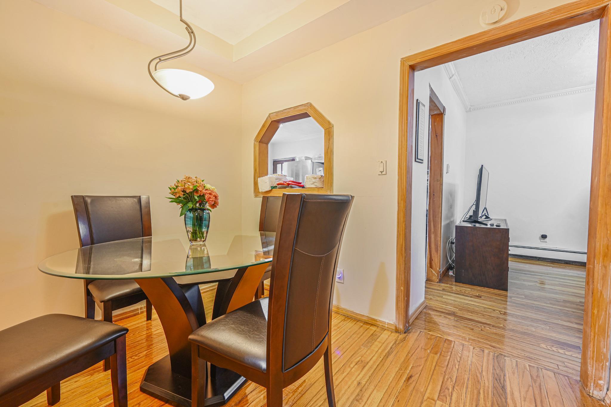 267 Roquette Avenue, Floral Park, NY 11001