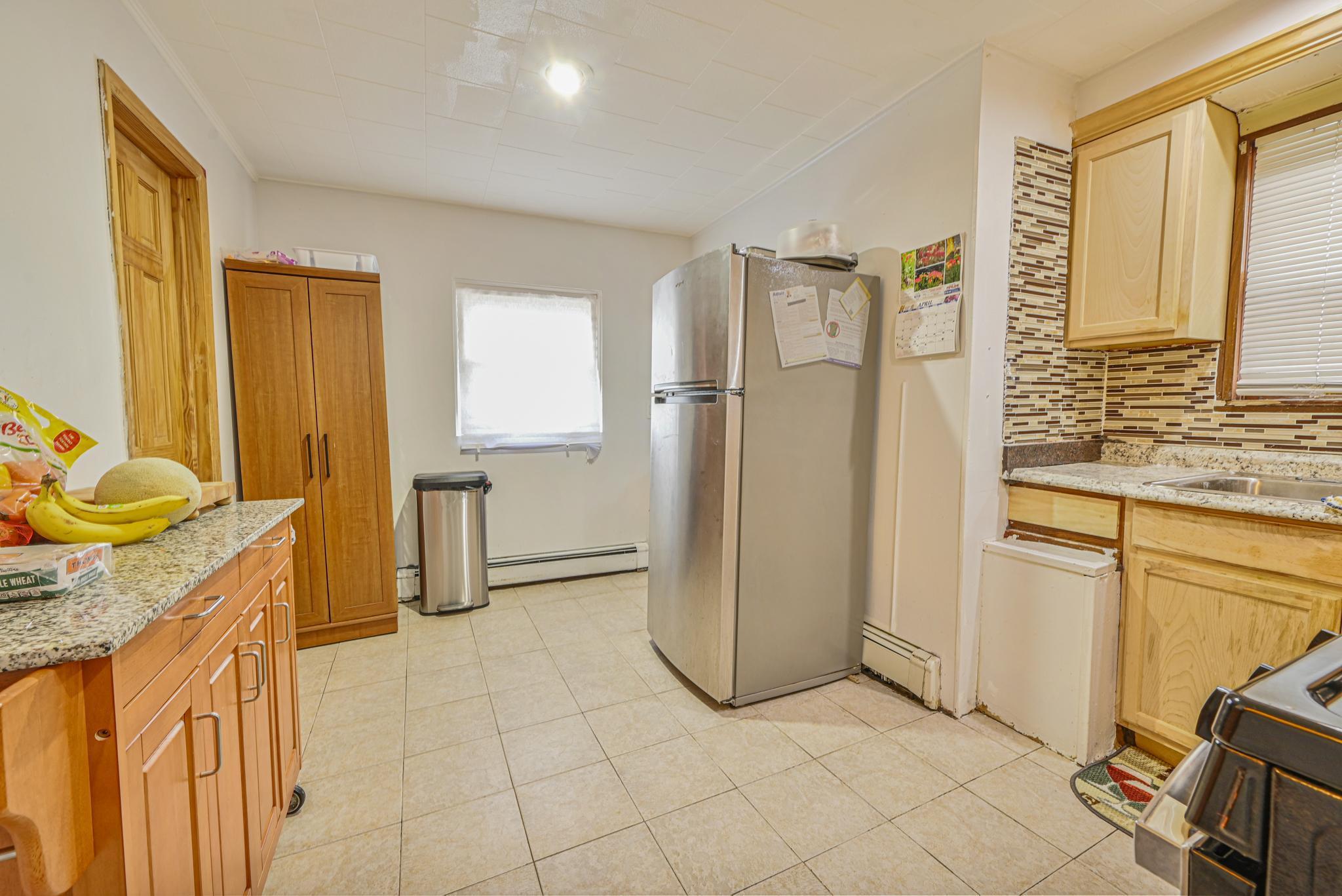 267 Roquette Avenue, Floral Park, NY 11001