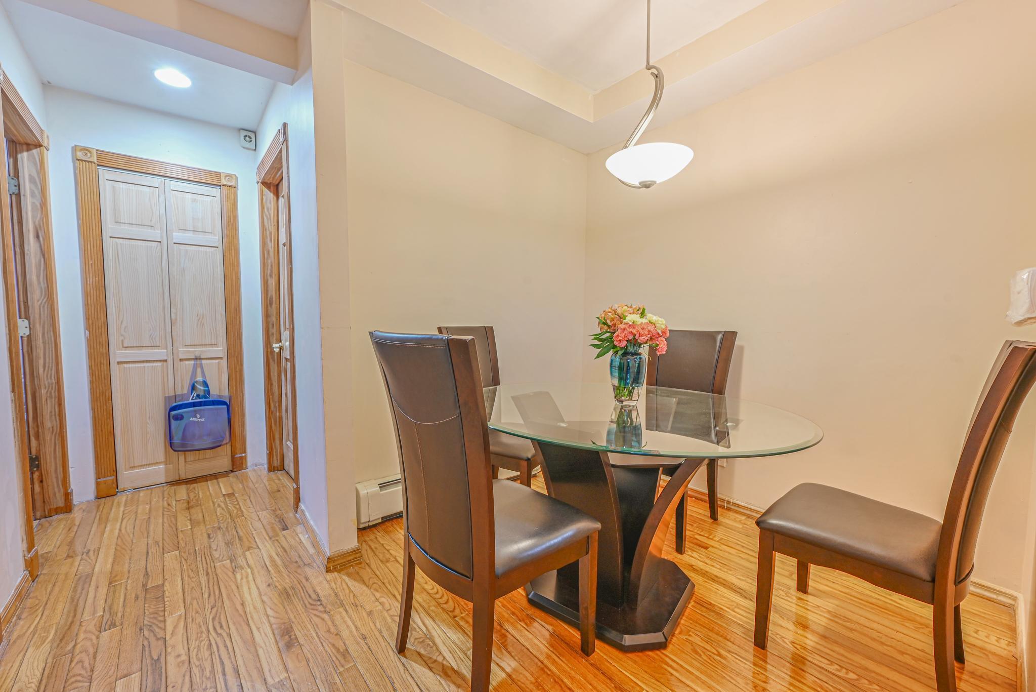 267 Roquette Avenue, Floral Park, NY 11001