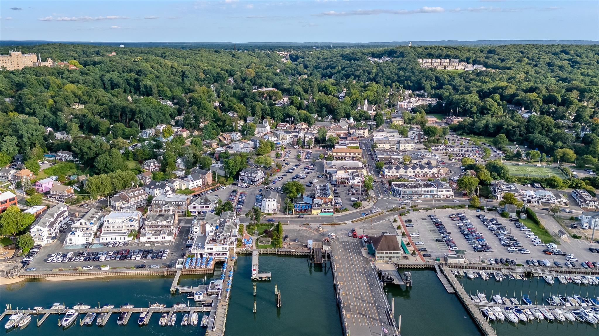 246 N Country Road, Port Jefferson, NY 11777