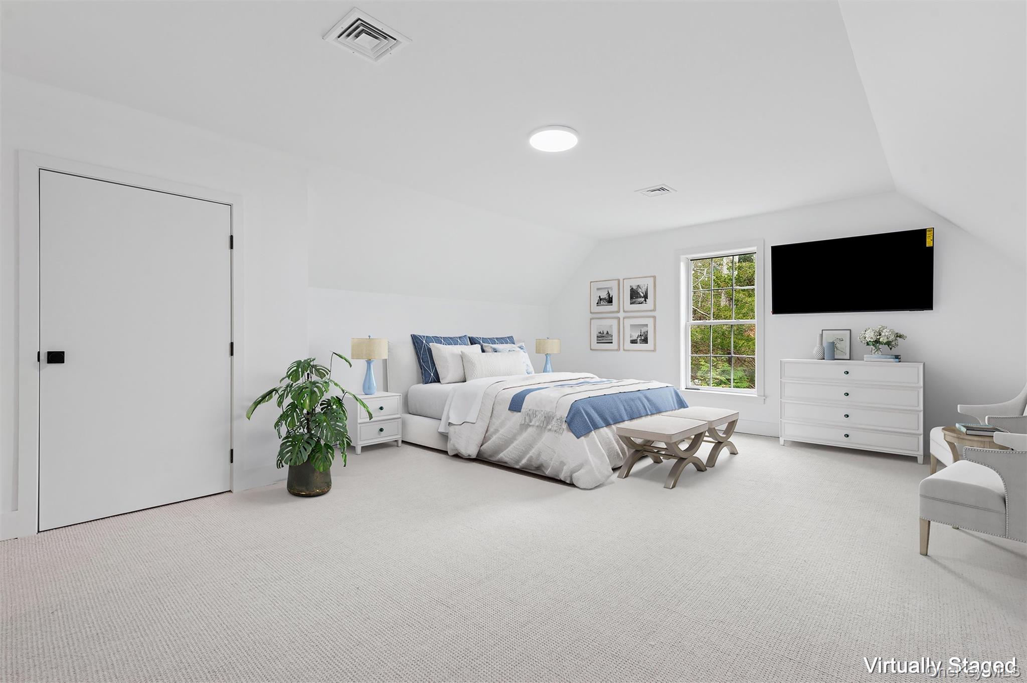 4056 Noyac Road, Sag Harbor, NY 11963