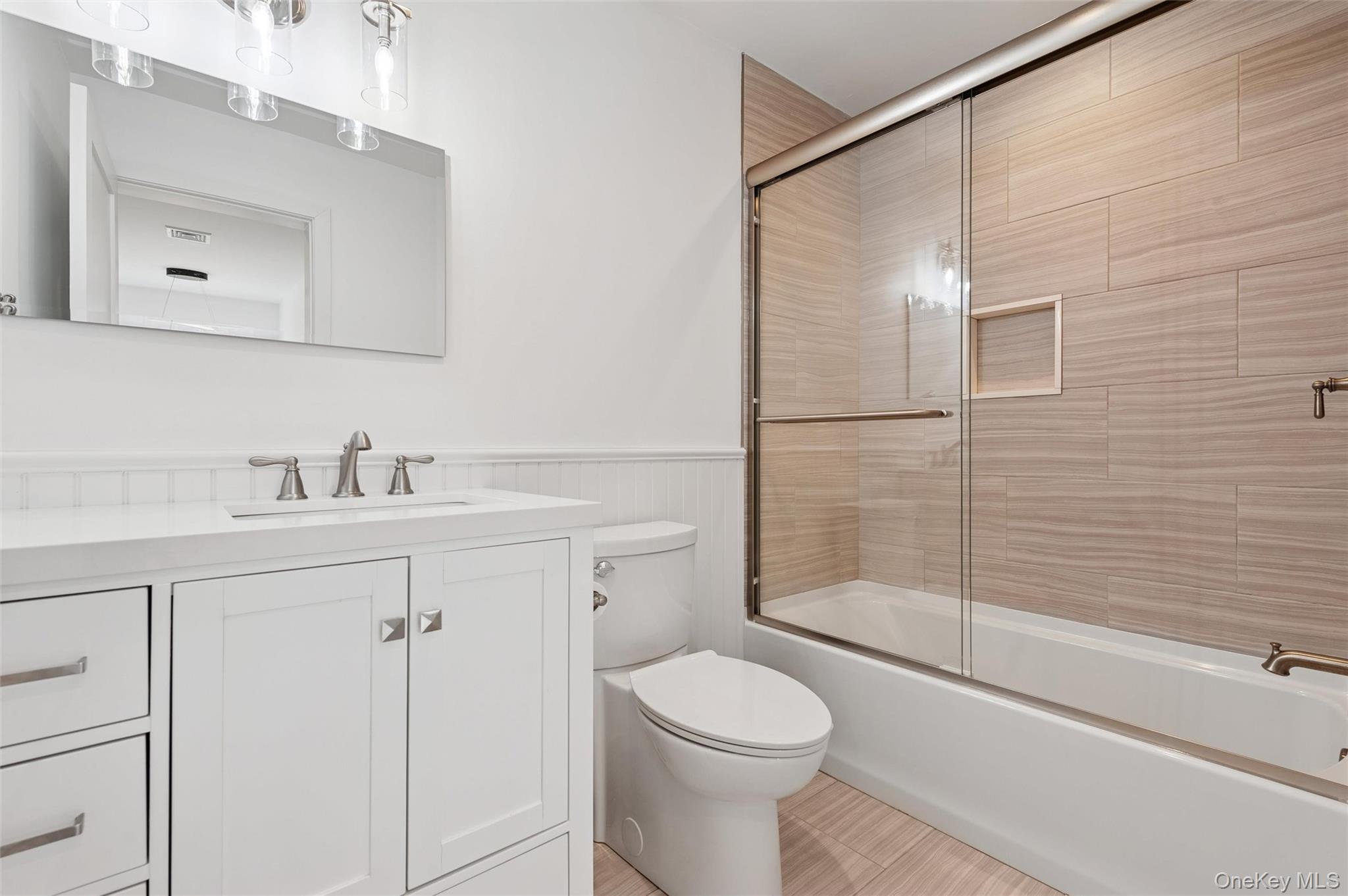 4056 Noyac Road, Sag Harbor, NY 11963