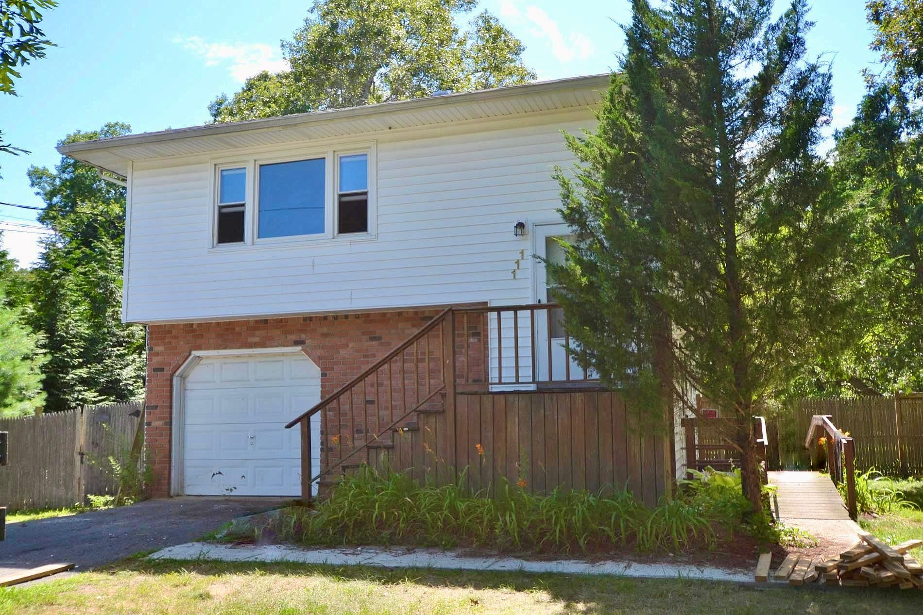 111 Maple Avenue, Shirley, NY 11967