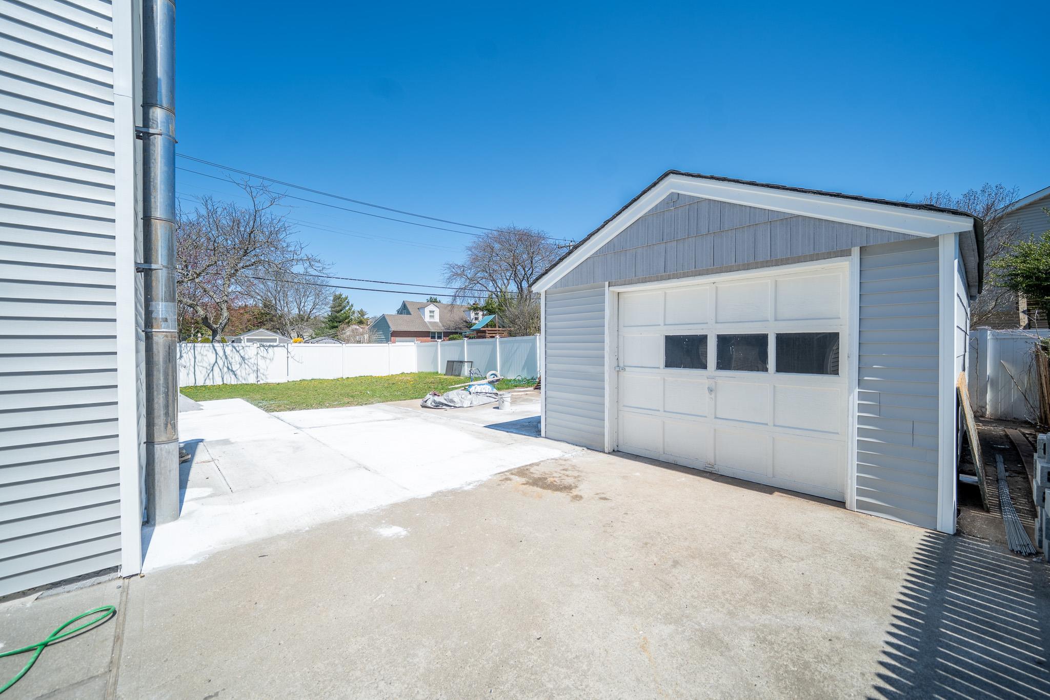 2395 Mermaid Avenue, Wantagh, NY 11793