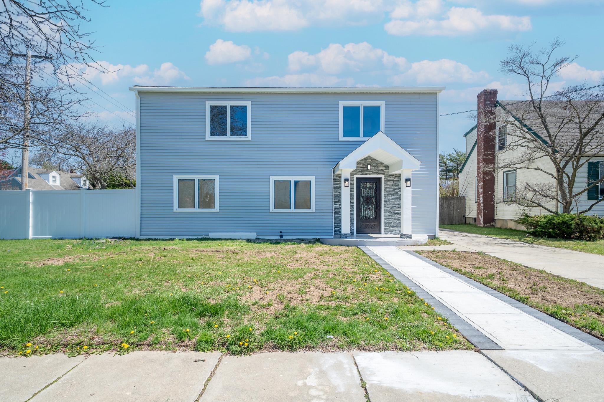 2395 Mermaid Avenue, Wantagh, NY 11793