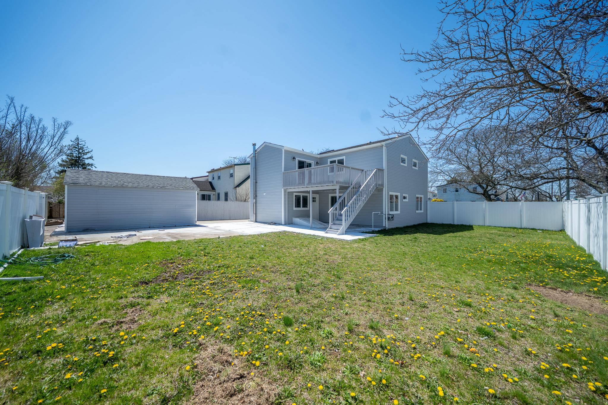 2395 Mermaid Avenue, Wantagh, NY 11793