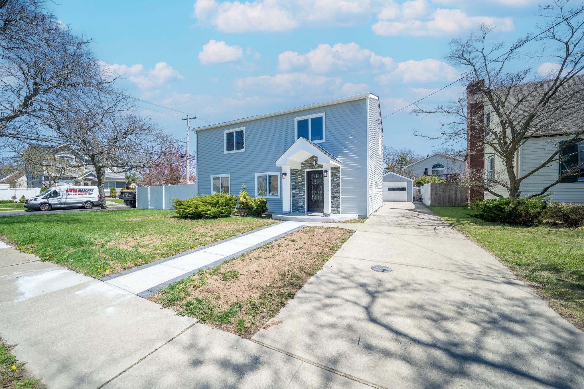 2395 Mermaid Avenue, Wantagh, NY 11793