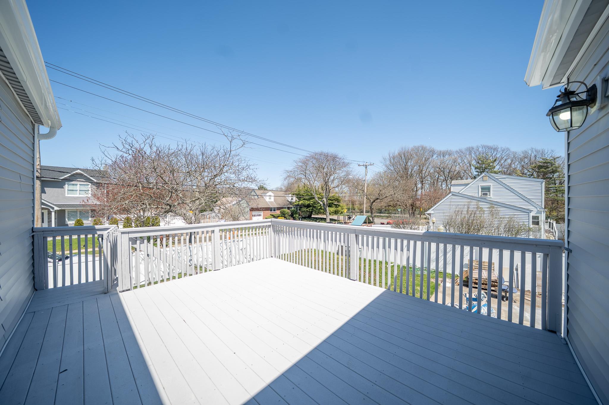 2395 Mermaid Avenue, Wantagh, NY 11793