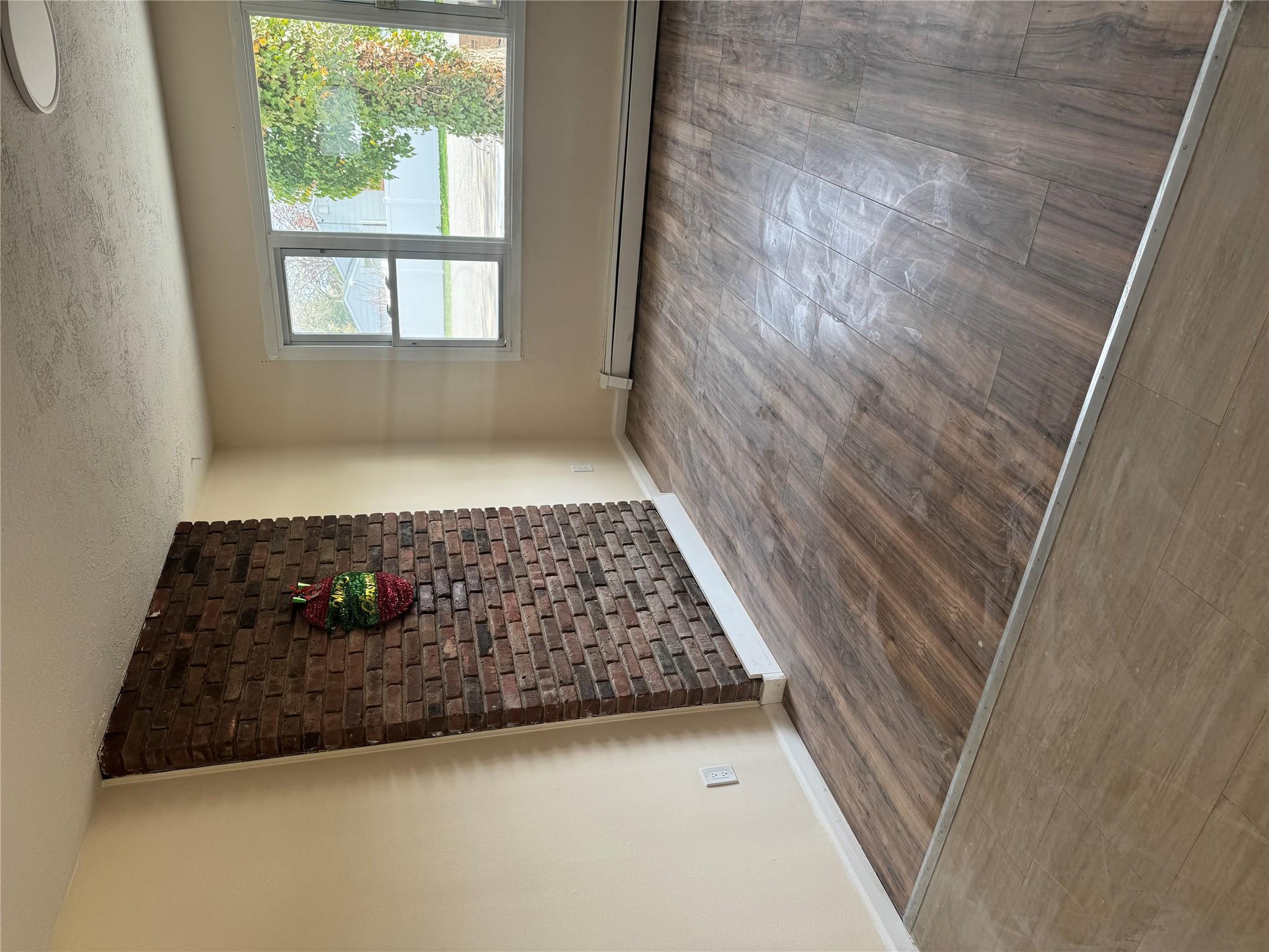 1 Pine Road, Middle Island, NY 11953