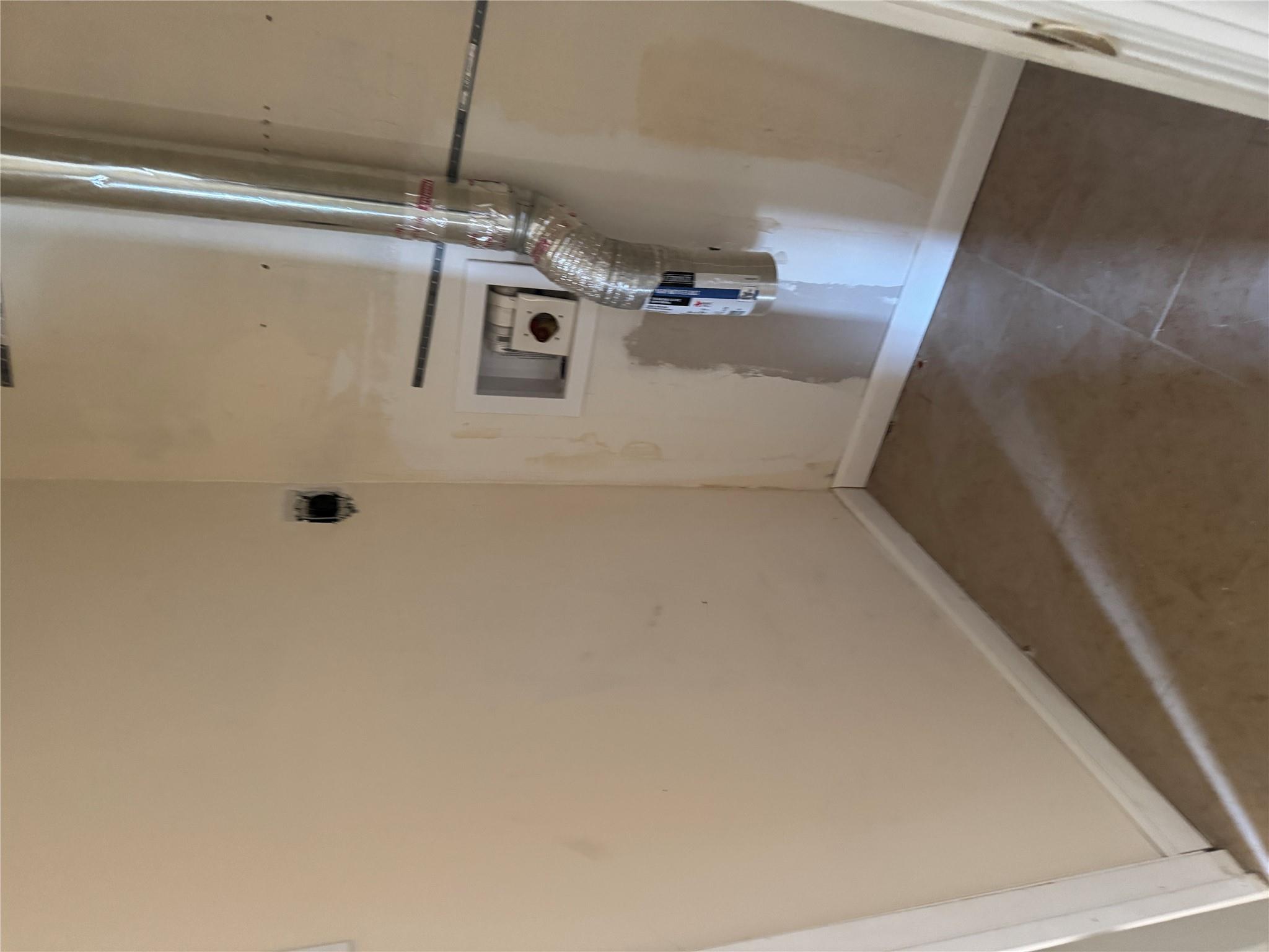 1 Pine Road, Middle Island, NY 11953