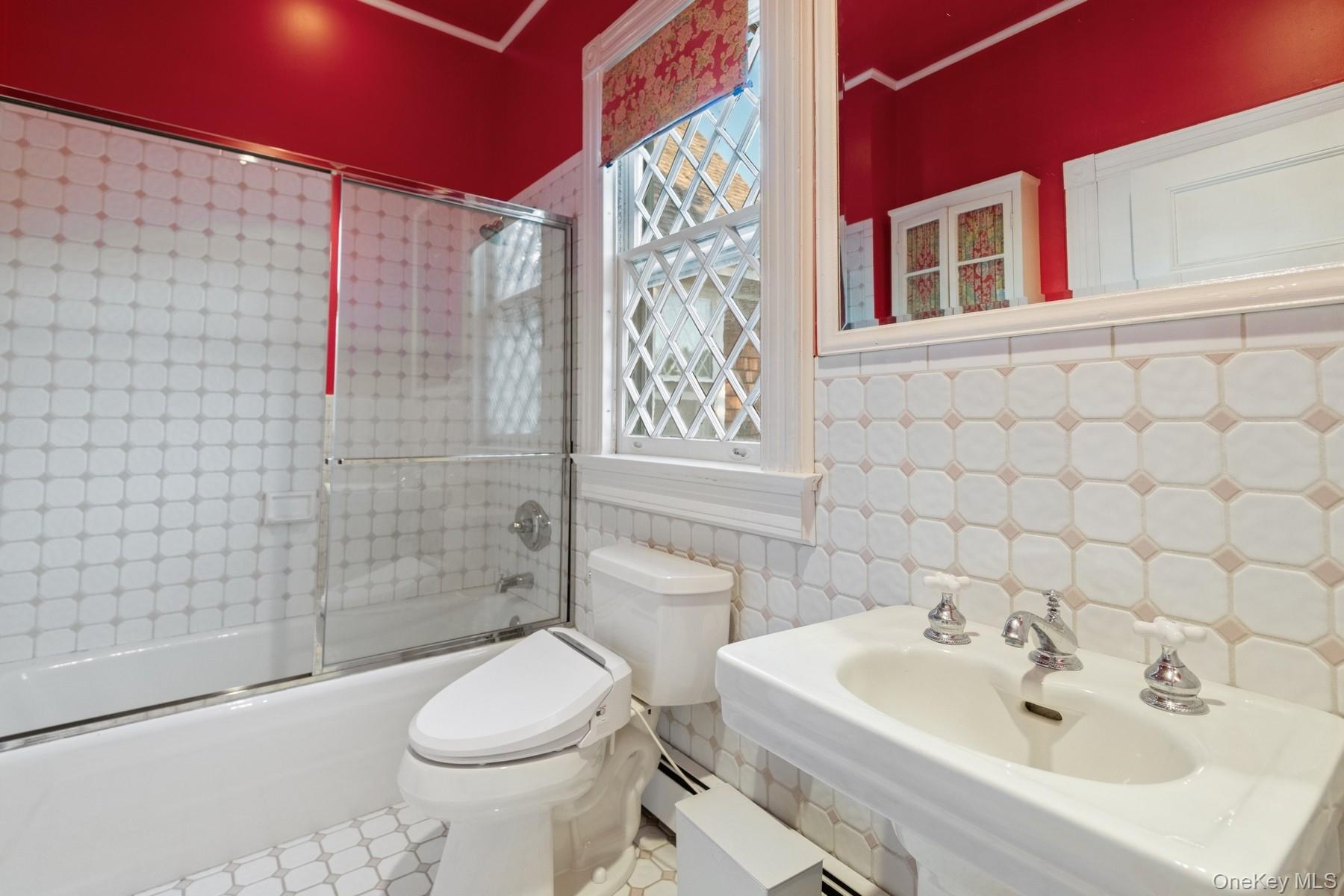 10 Post Lane, Quogue, NY 11959