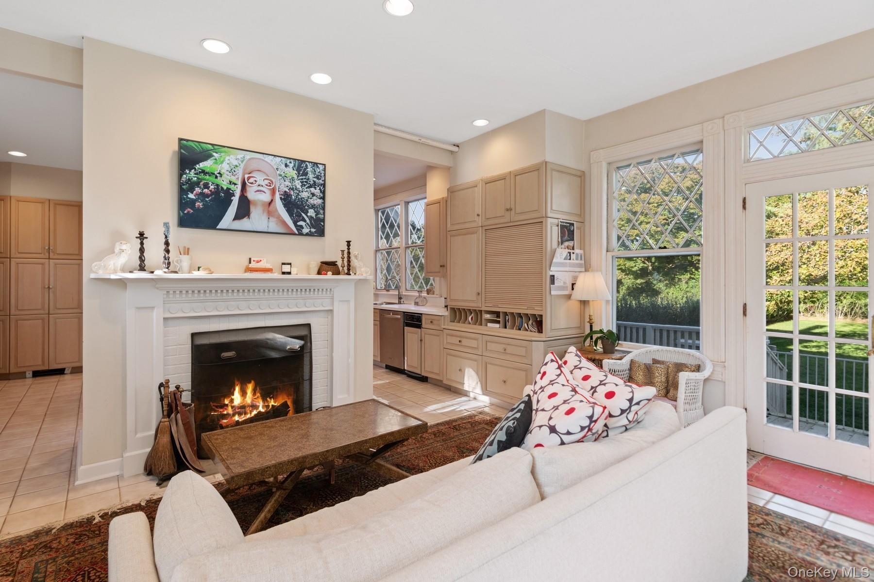 10 Post Lane, Quogue, NY 11959