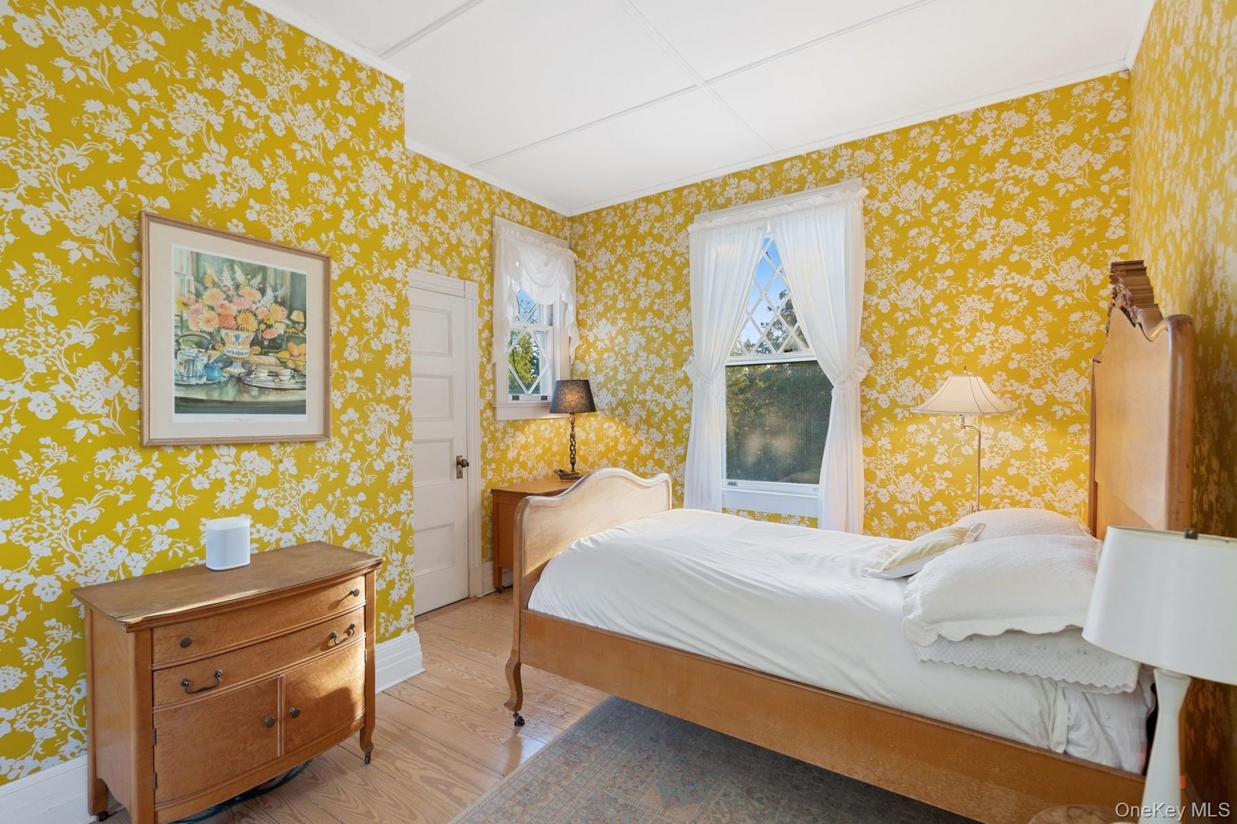 10 Post Lane, Quogue, NY 11959