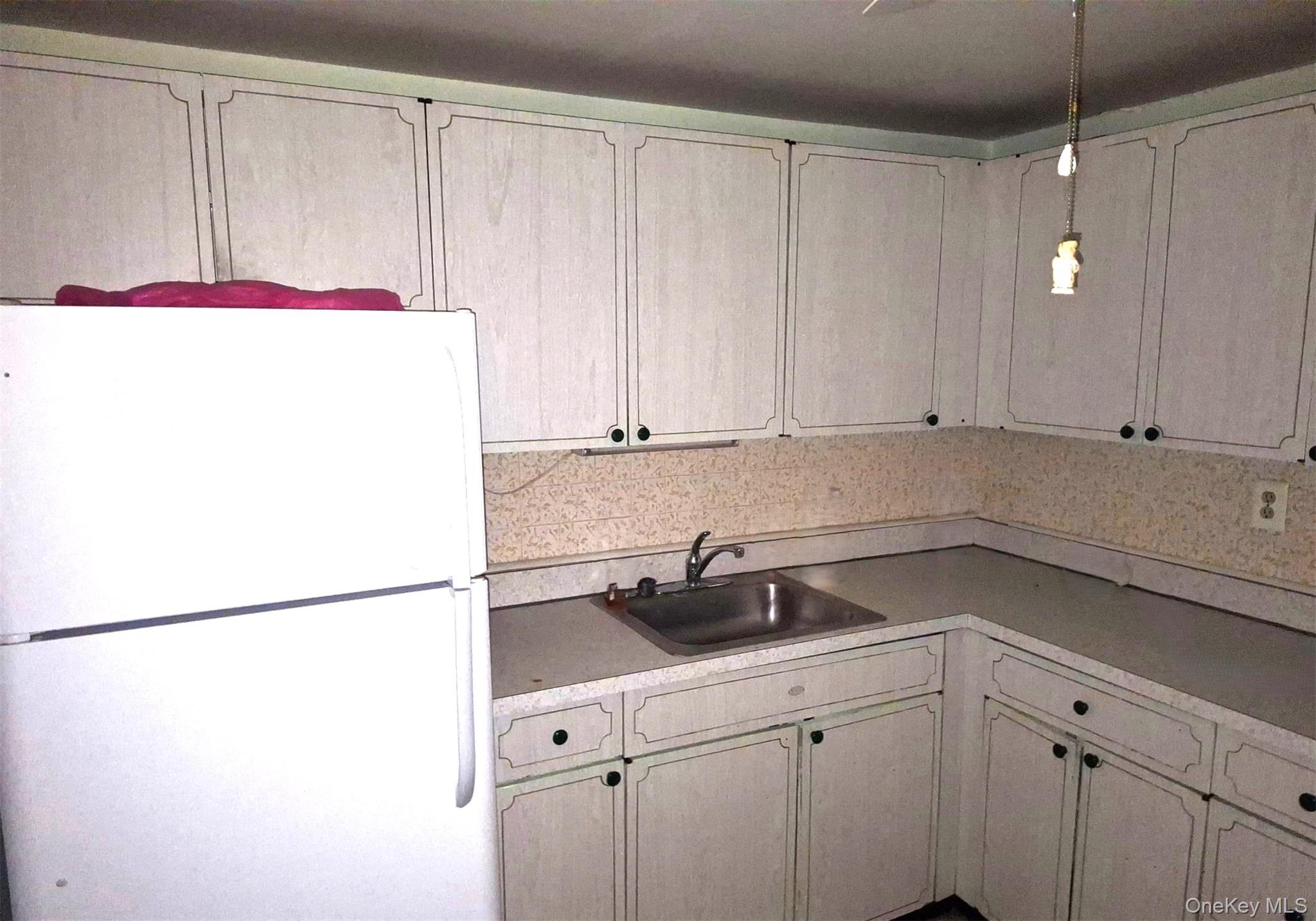 838 Pelhamdale Avenue # 3R, New Rochelle, NY 10801