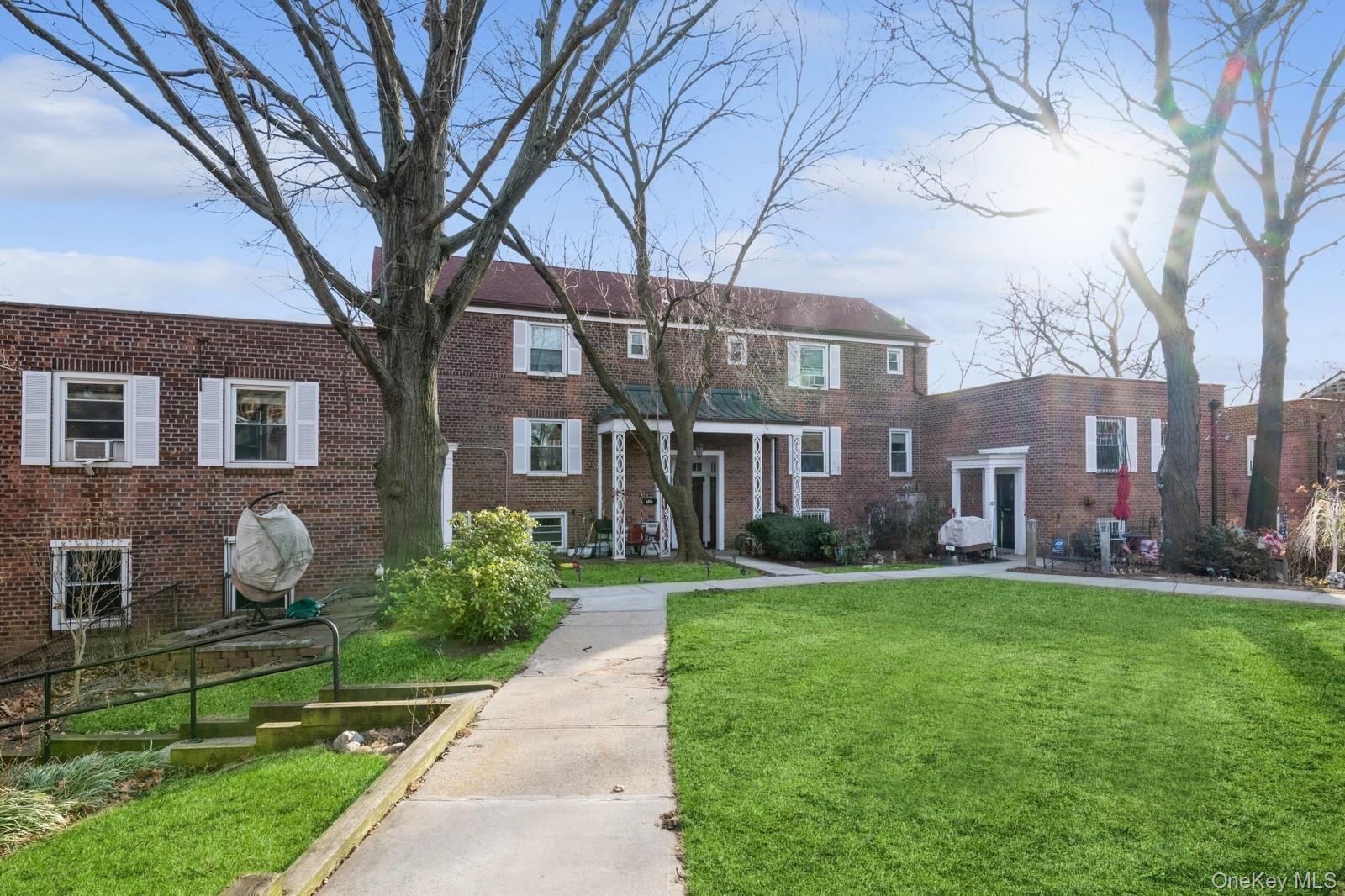 144-70 Village Road # 76GB, Briarwood, NY 11435