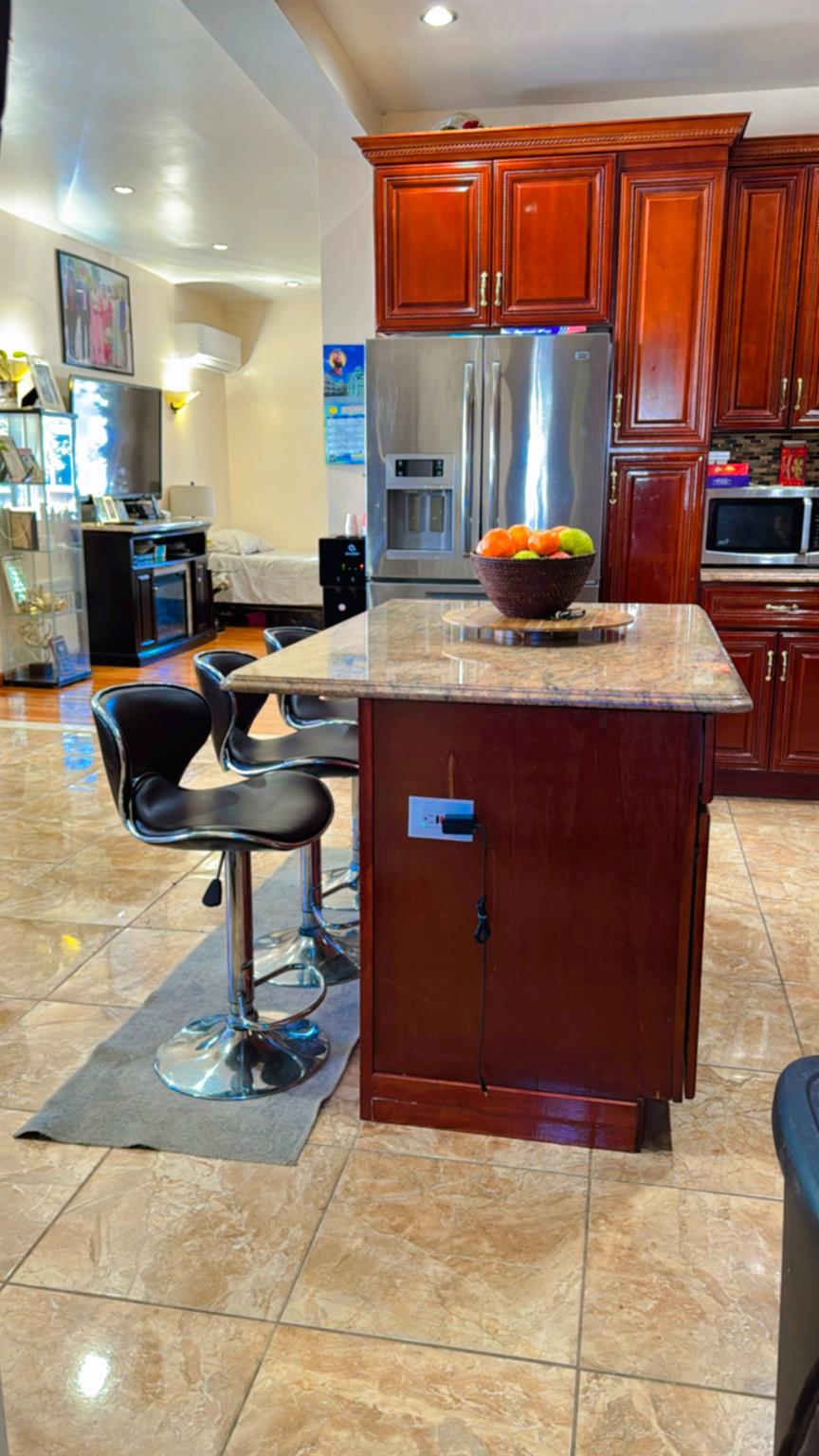 10231 90th Avenue, Richmond Hill, NY 11418