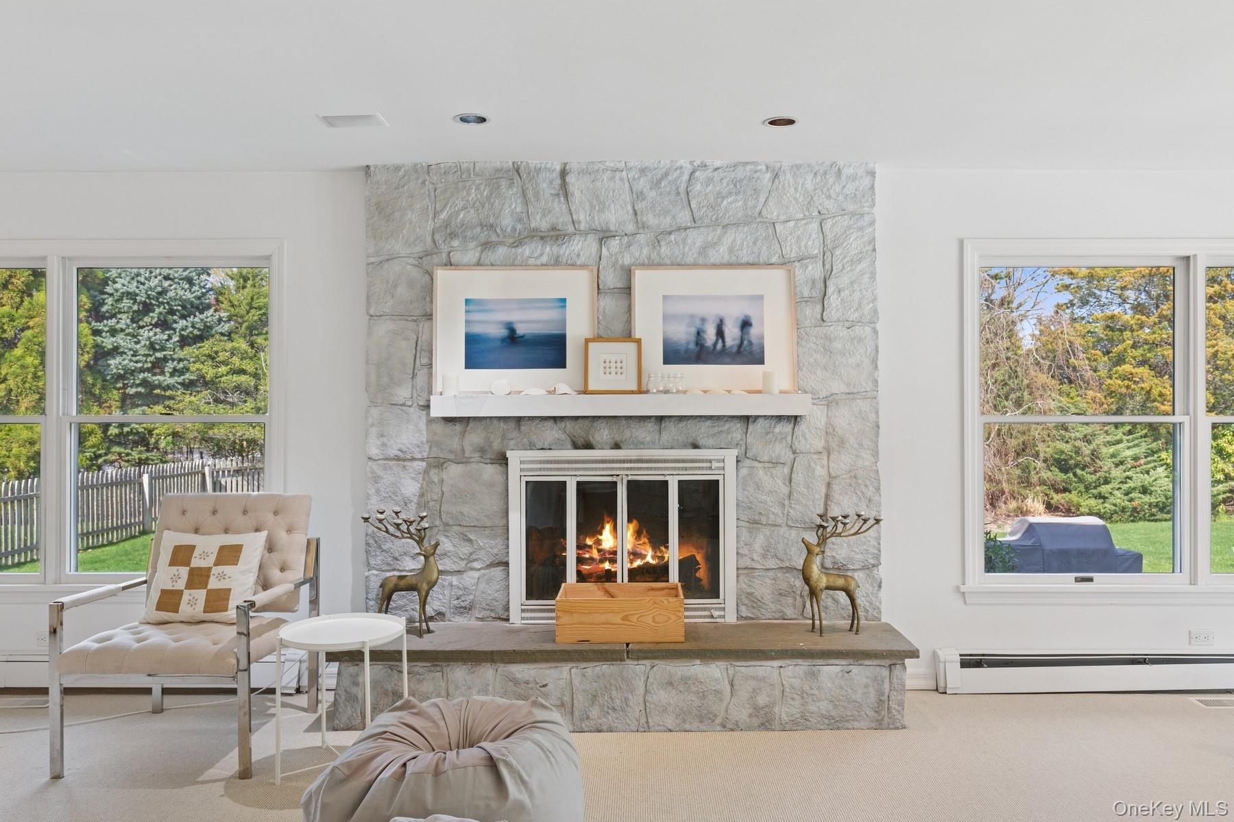 8 Niamogue Lane, Quogue, NY 11959