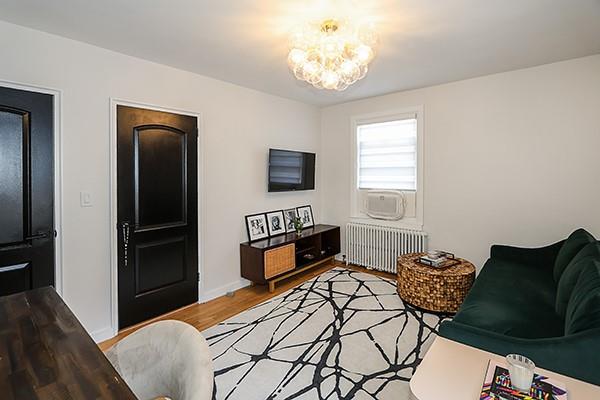 18 Edwards # 2B, Roslyn Heights, NY 11577