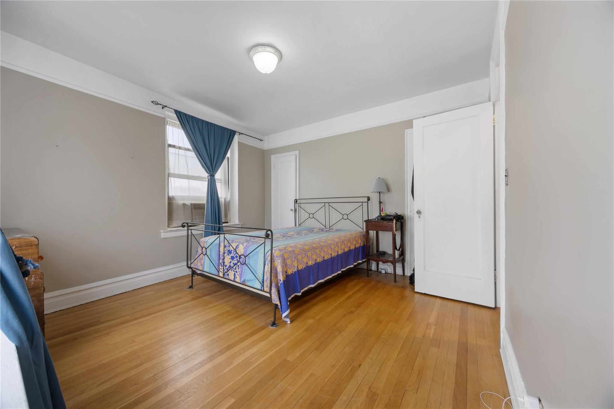 72-34 Austin Street # E3, Forest Hills, NY 11375