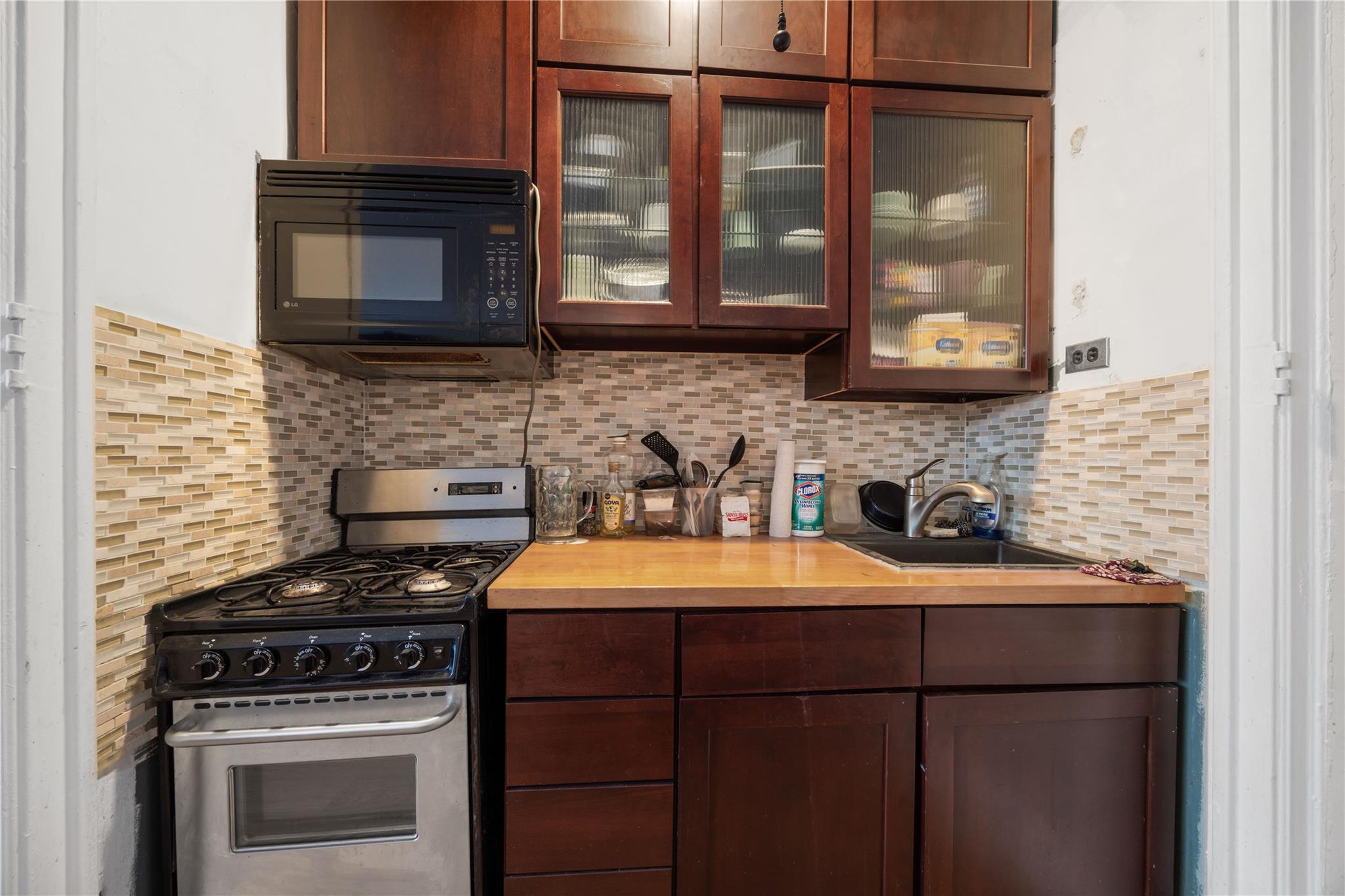 72-34 Austin Street # E3, Forest Hills, NY 11375