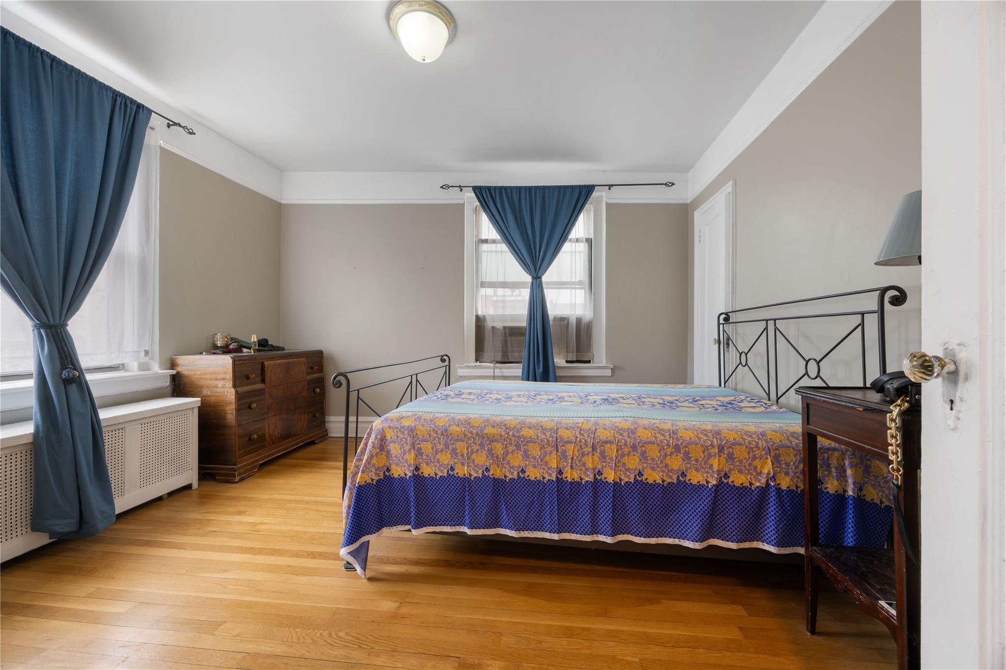 72-34 Austin Street # E3, Forest Hills, NY 11375