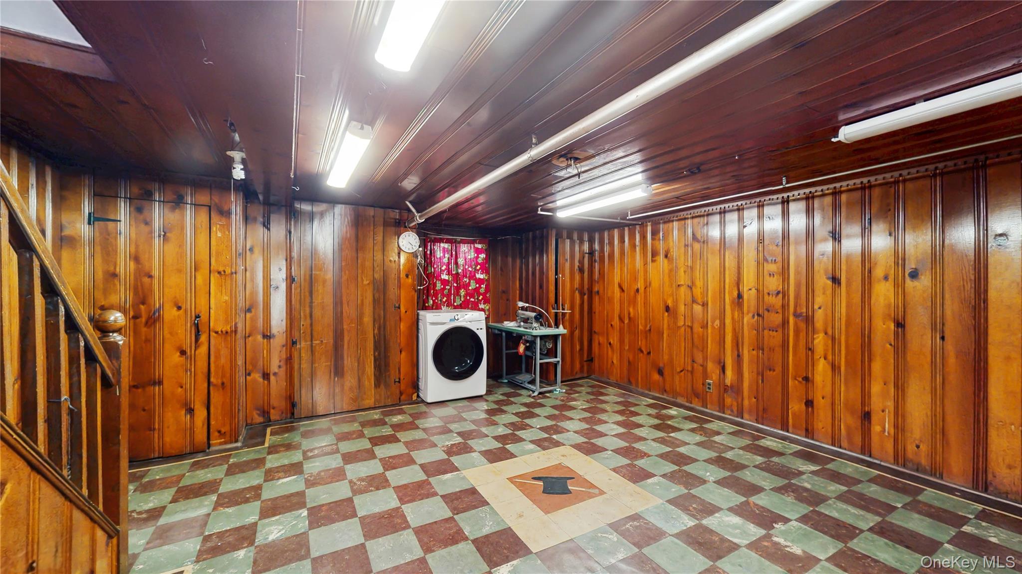 148-40 61 Road, Flushing, NY 11367