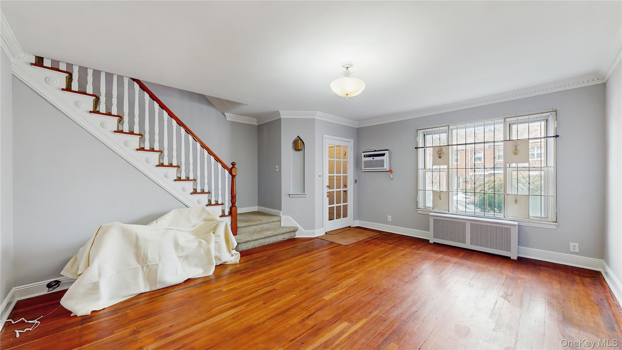 148-40 61 Road, Flushing, NY 11367