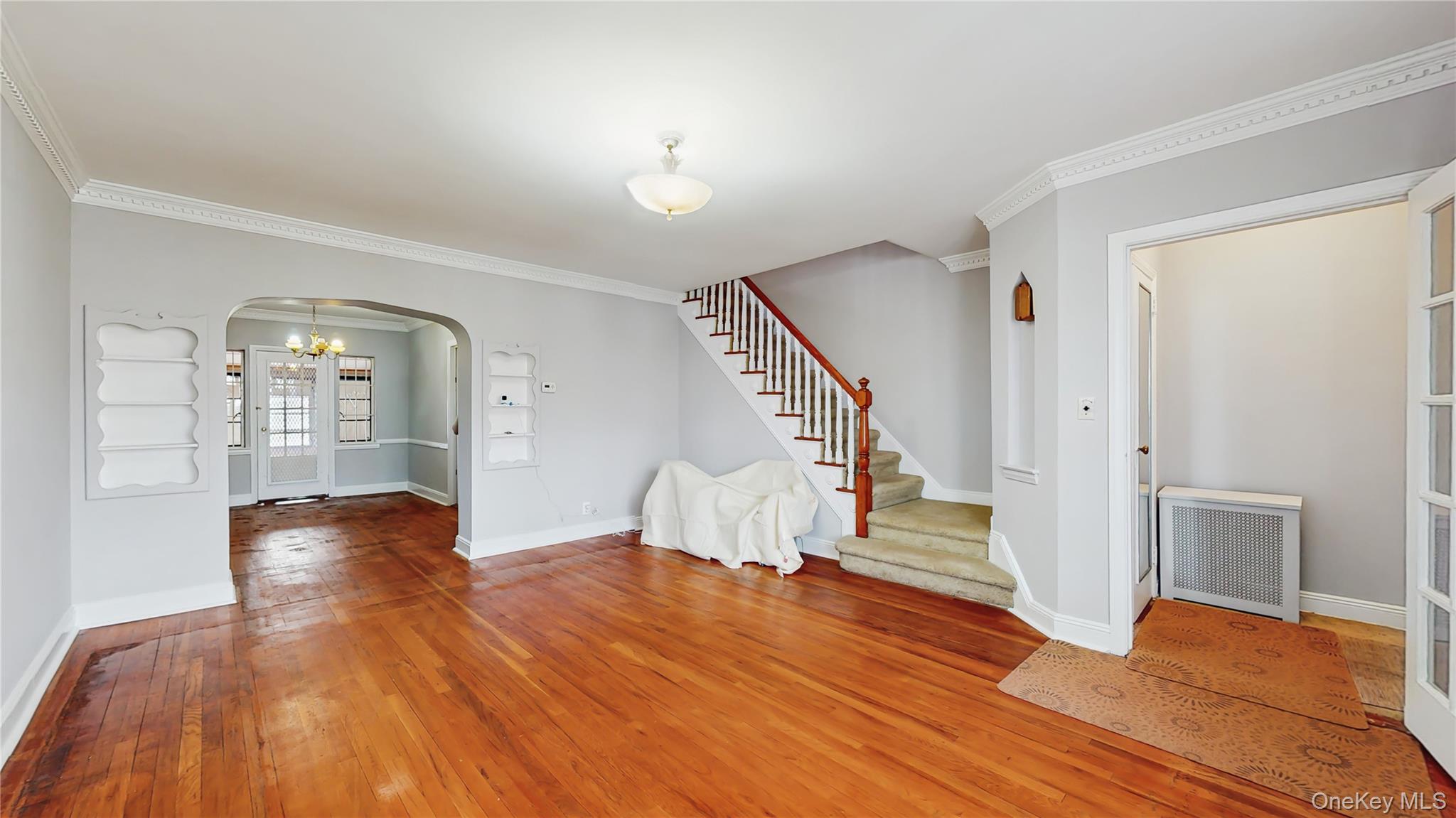 148-40 61 Road, Flushing, NY 11367