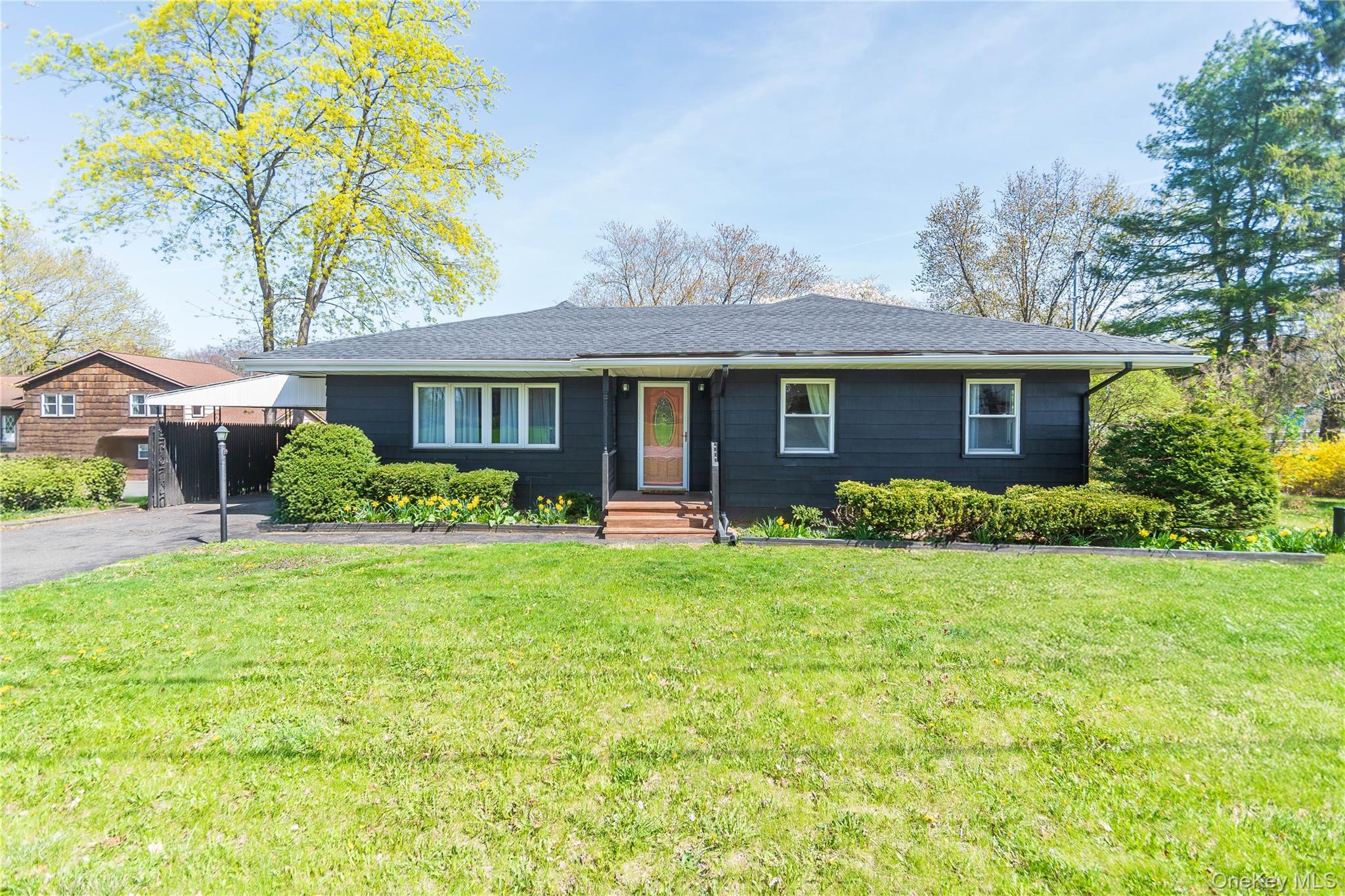 2186 State Route 32, Modena, NY 12548