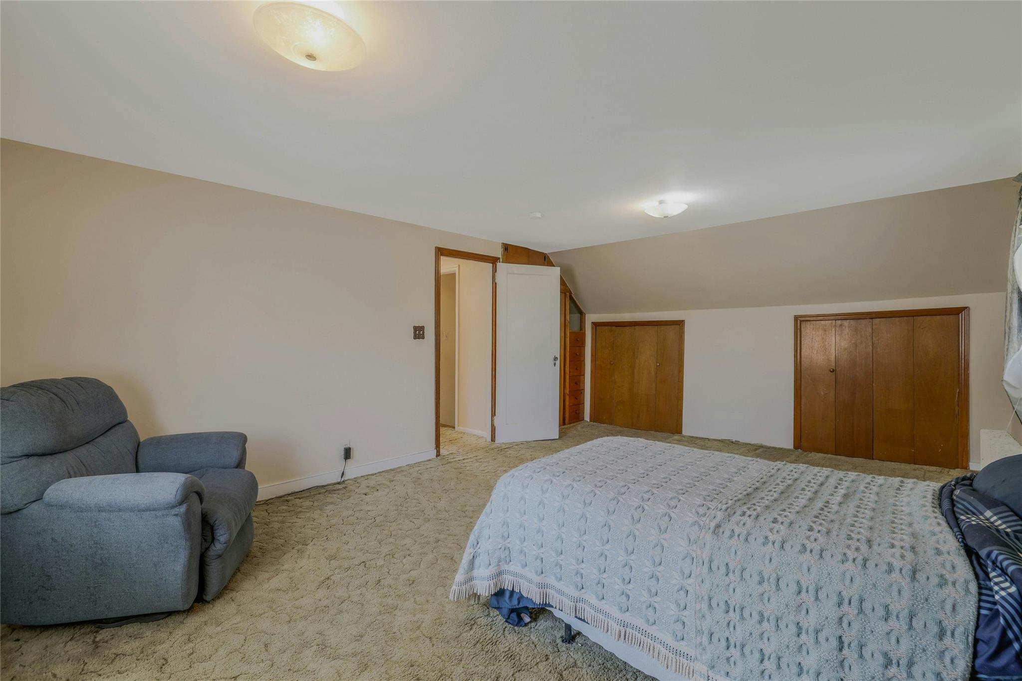 1793 Stewart Avenue, New Hyde Park, NY 11040