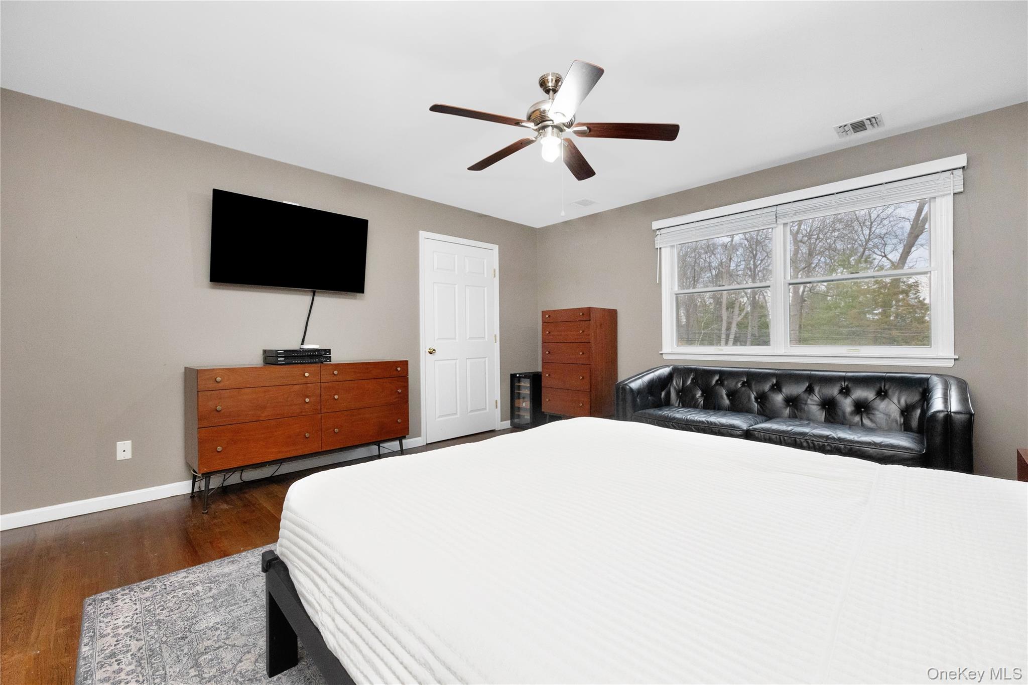 110 Saint Marks Lane, Islip, NY 11751