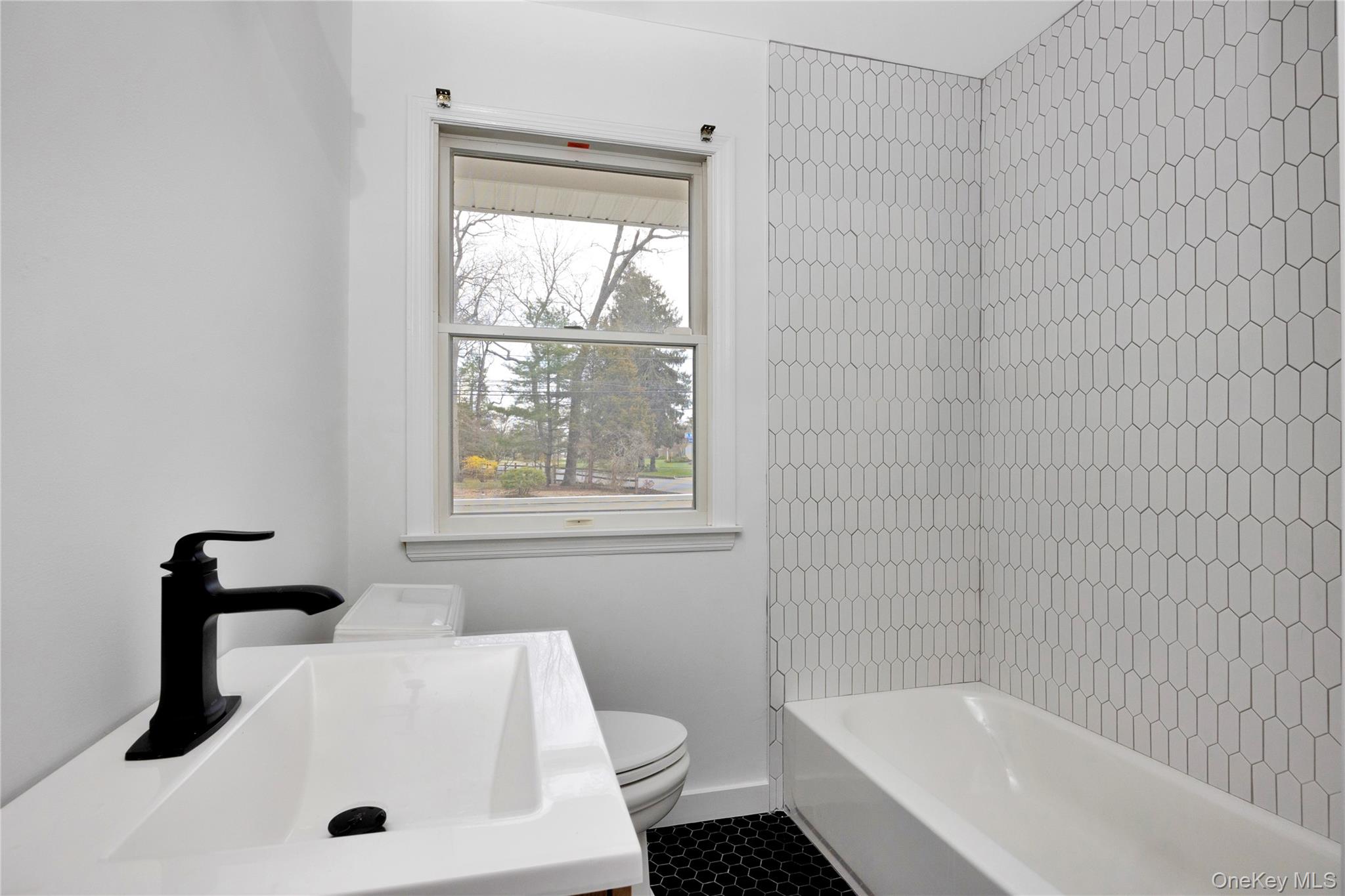 110 Saint Marks Lane, Islip, NY 11751