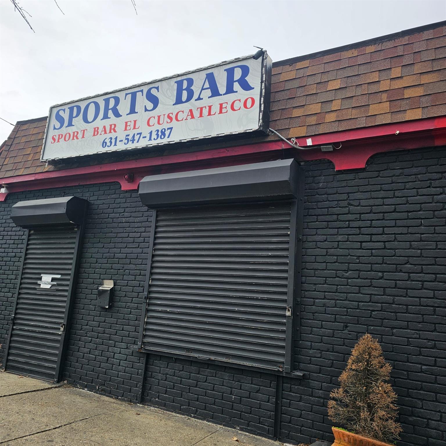 137 Broadway, Huntington Station, NY 11746