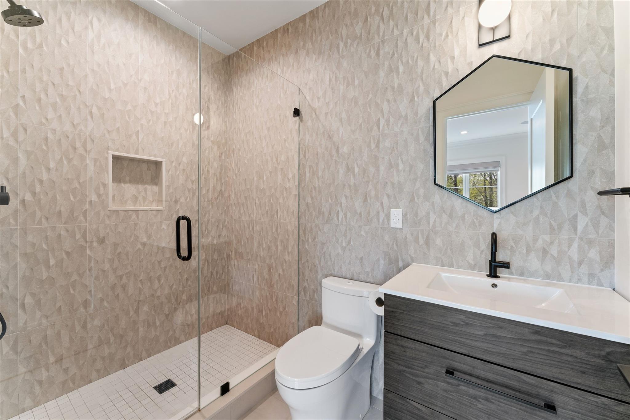 17 Oxford Road, Scarsdale, NY 10583