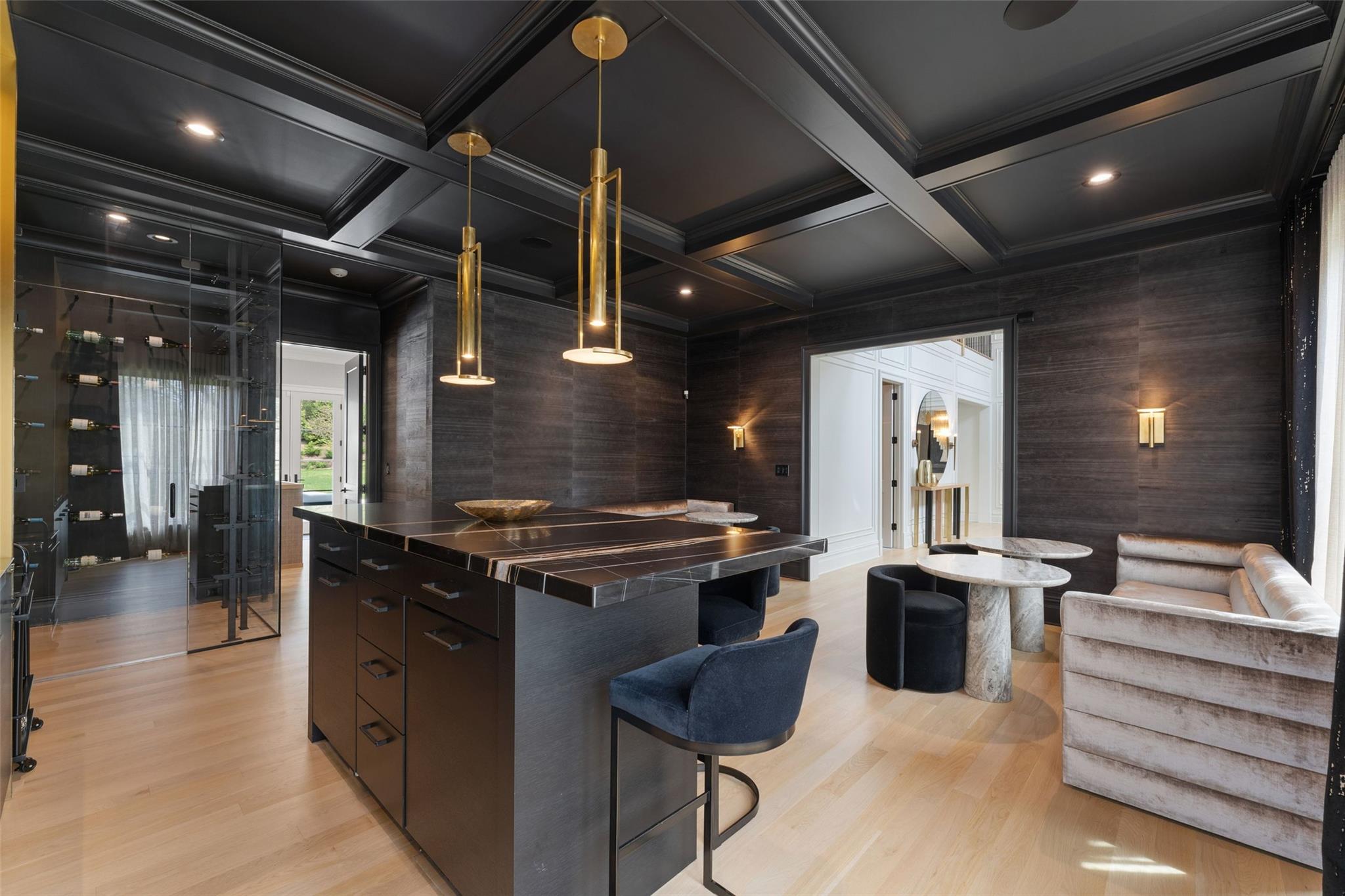 17 Oxford Road, Scarsdale, NY 10583