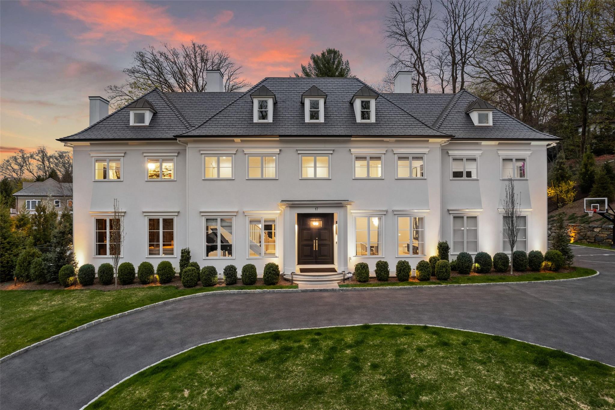 17 Oxford Road, Scarsdale, NY 10583