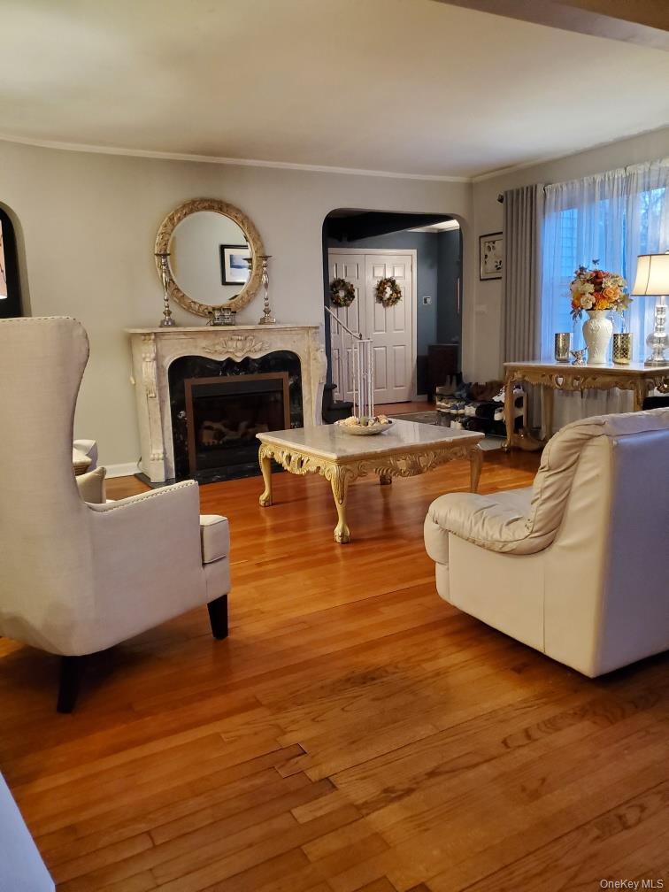 899 Cleveland Street, West Hempstead, NY 11552