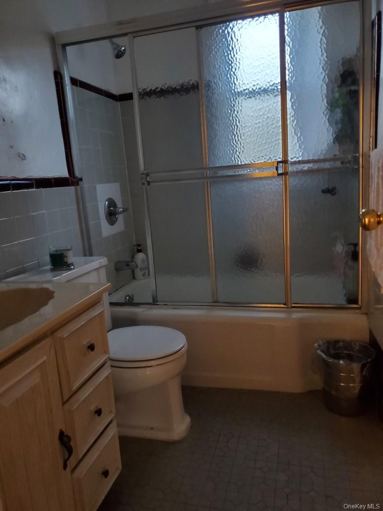 899 Cleveland Street, West Hempstead, NY 11552