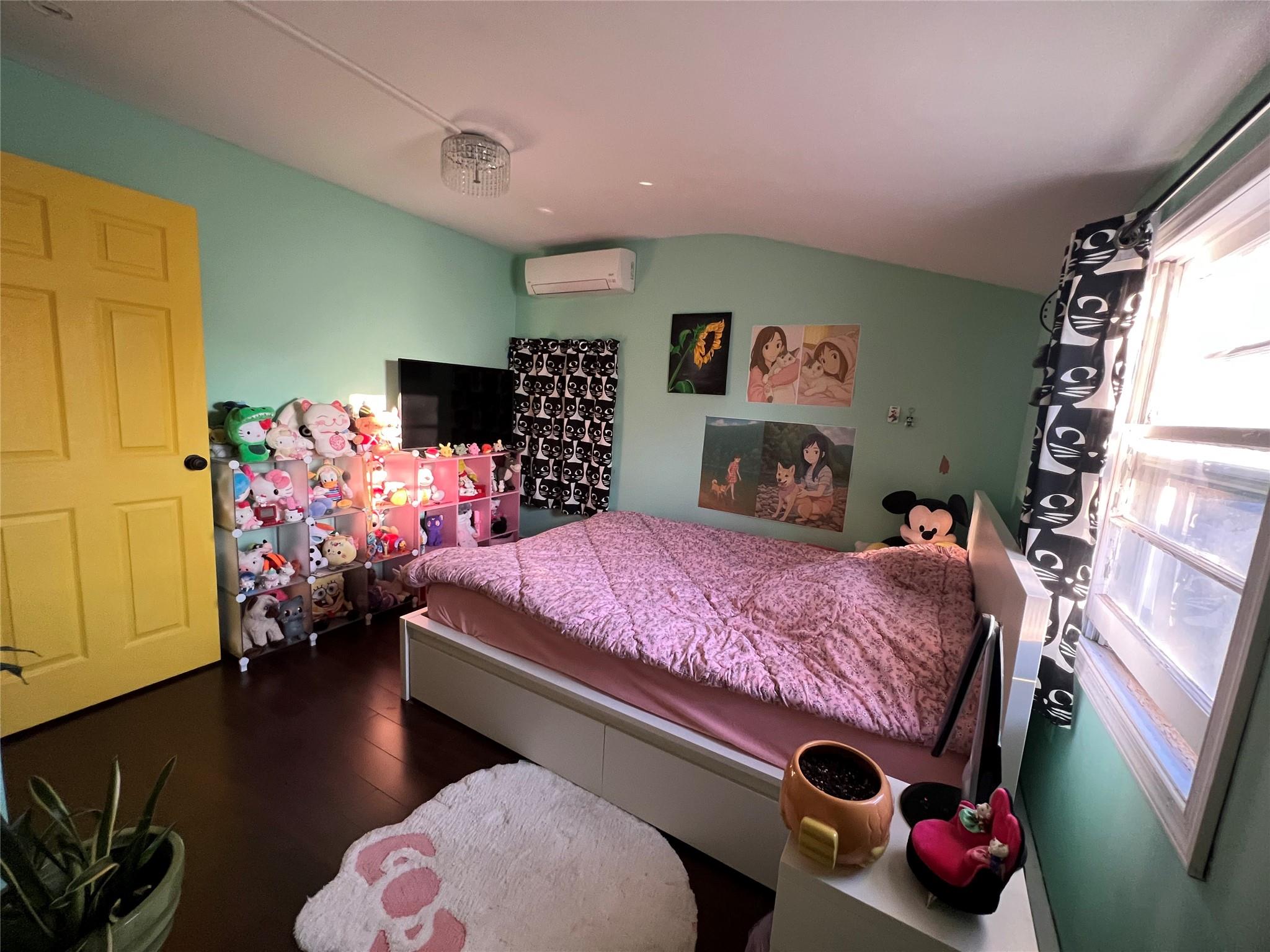 70 Ridge Lane, Levittown, NY 11756