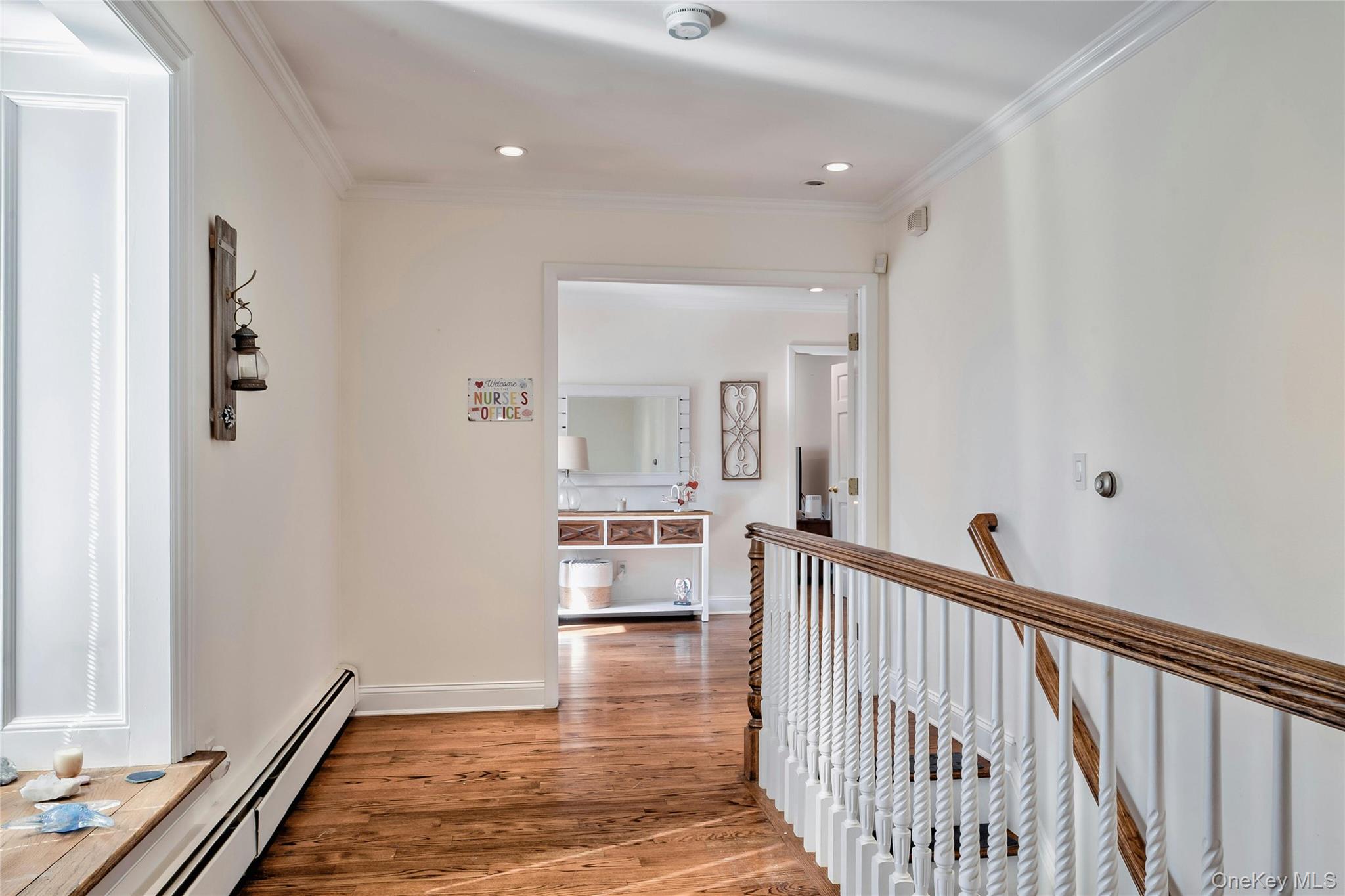 33 Beach Road, Northport, NY 11768