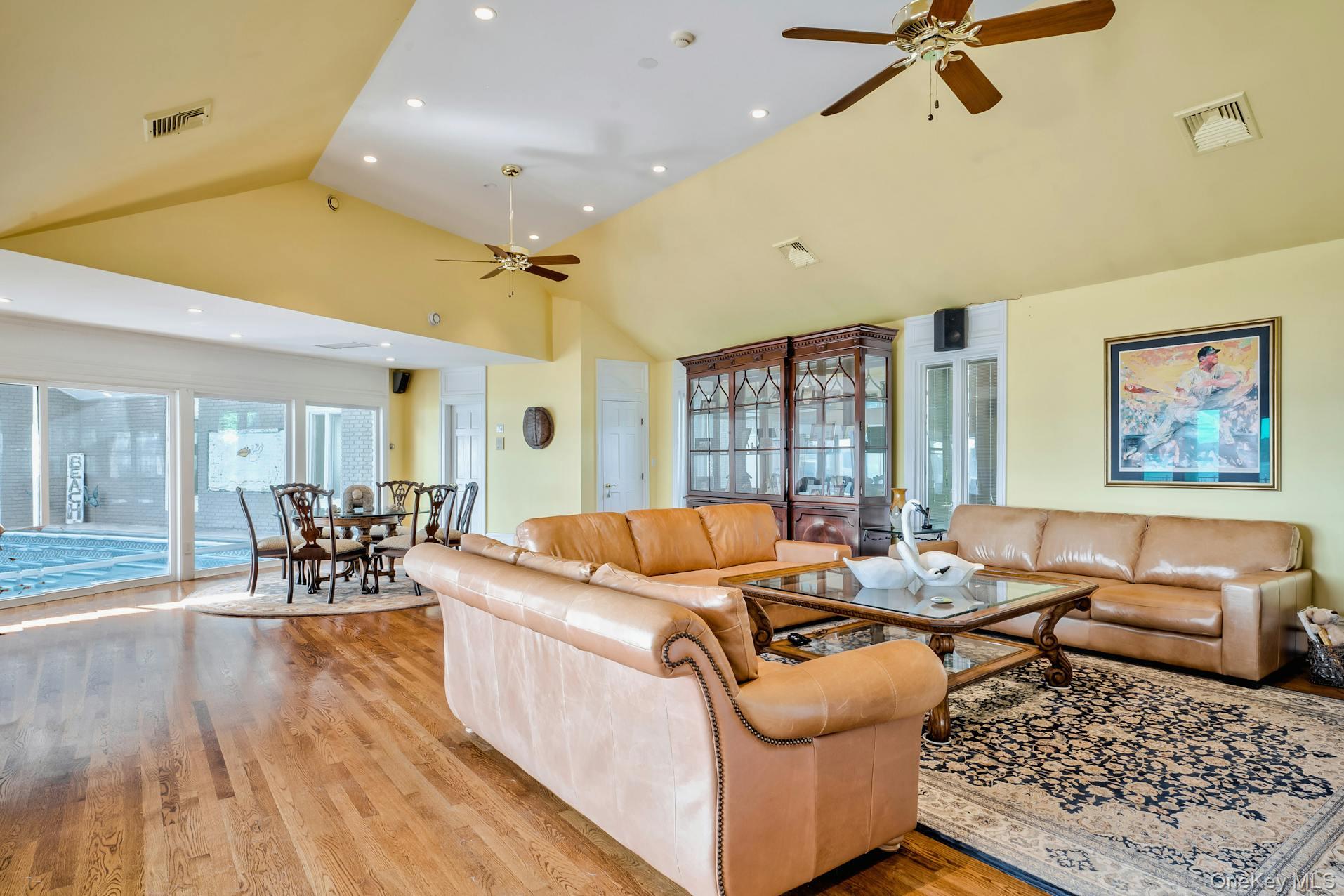 33 Beach Road, Northport, NY 11768