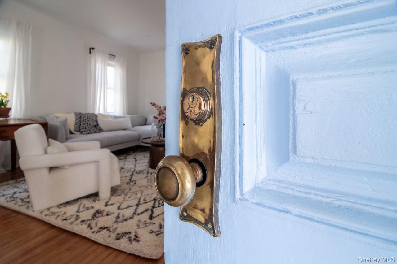 10 Route 55, Napanoch, NY 12458