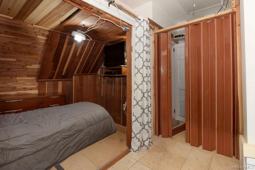 246 Weyman Avenue, New Rochelle, NY 10805