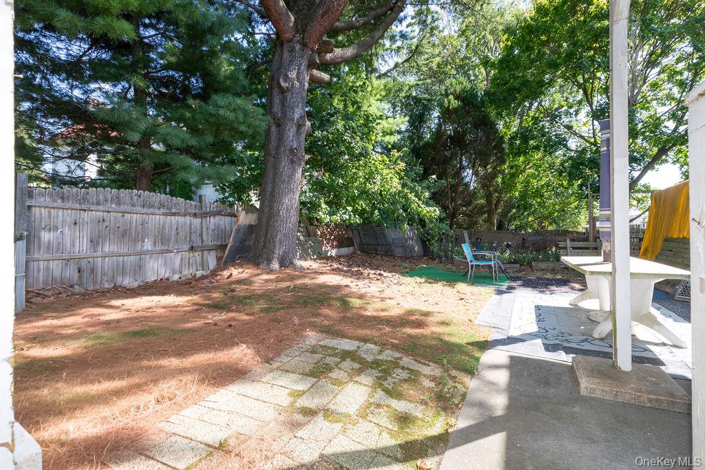 246 Weyman Avenue, New Rochelle, NY 10805