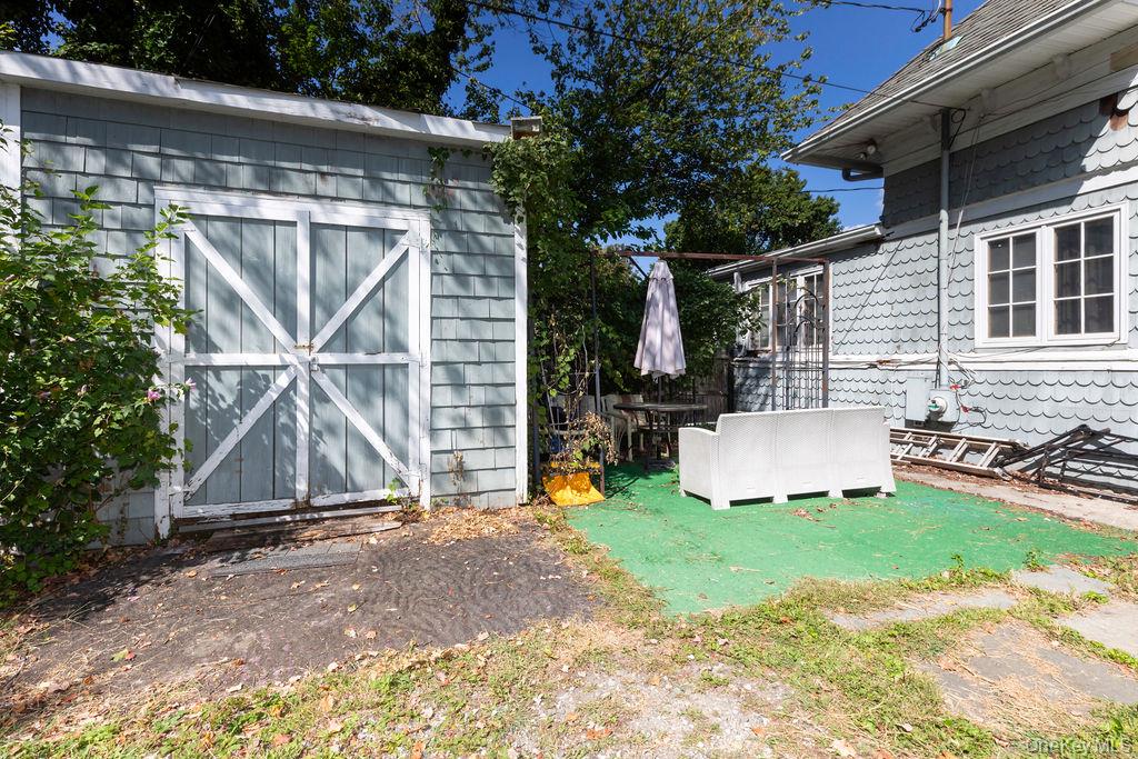 246 Weyman Avenue, New Rochelle, NY 10805