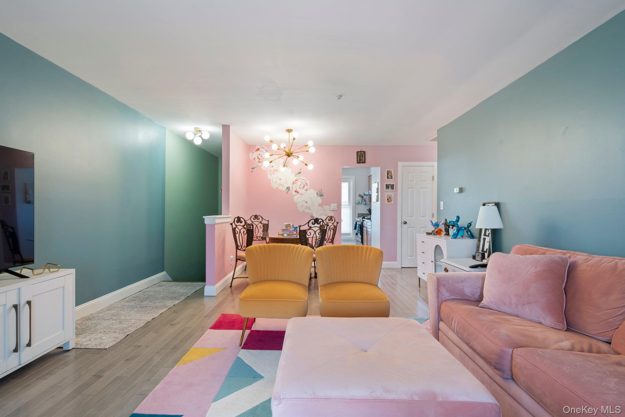 10 Sycamore Court # 10, Selden, NY 11784