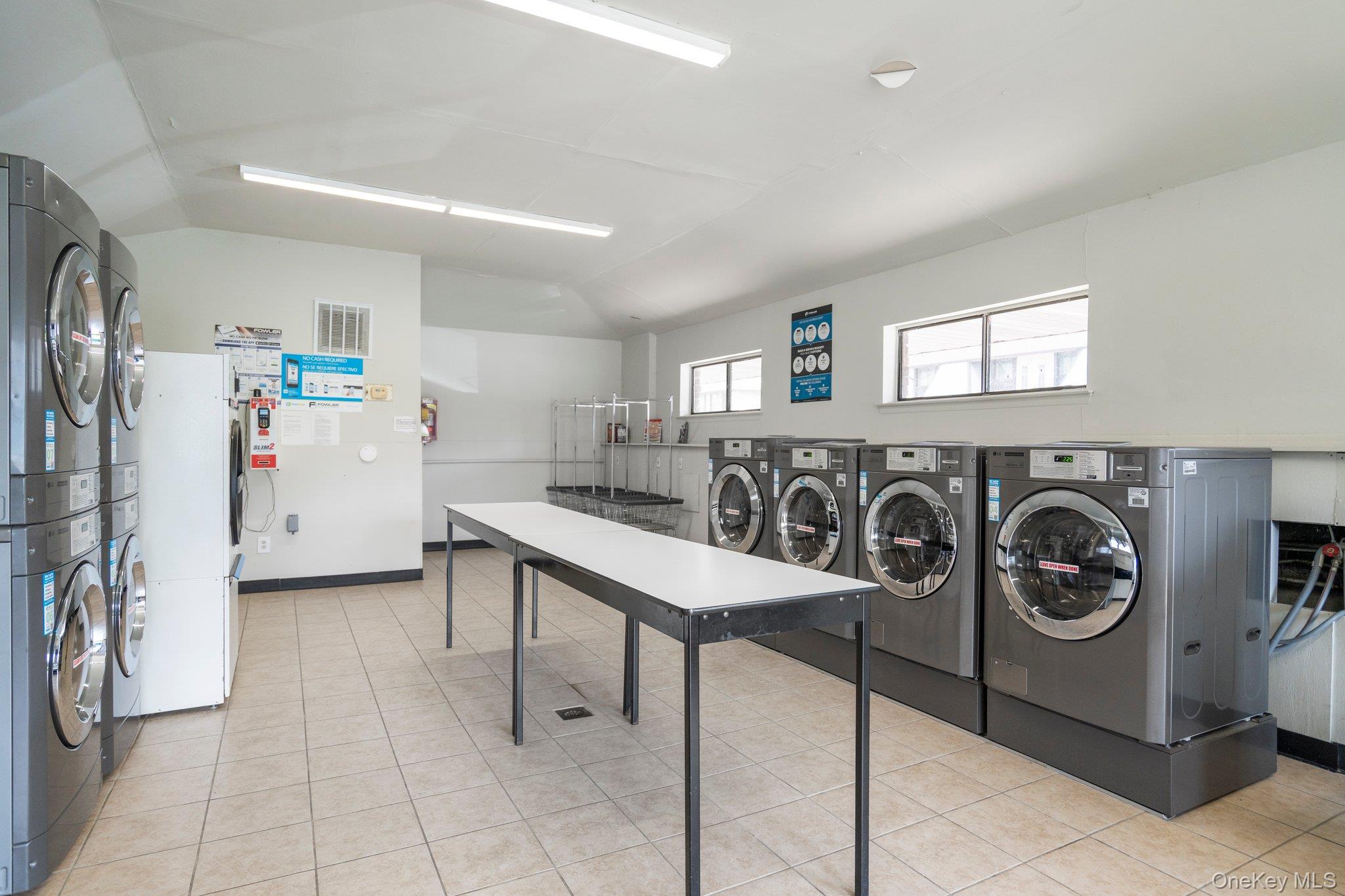 10 Sycamore Court # 10, Selden, NY 11784