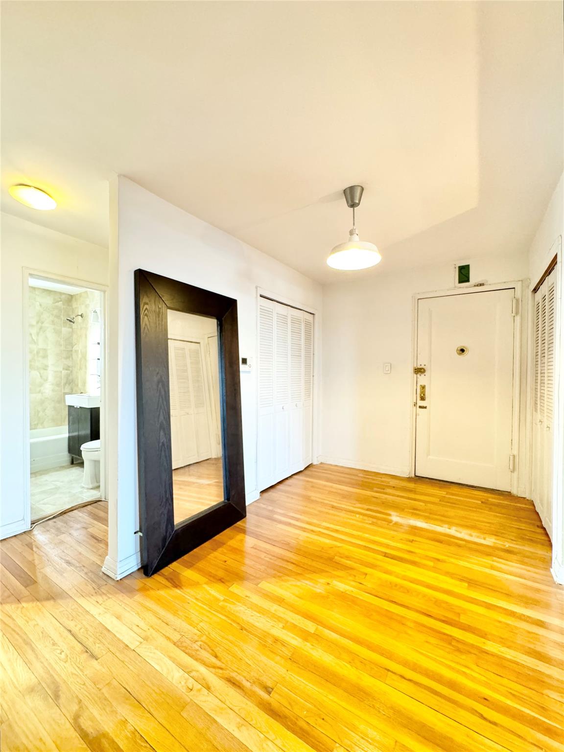 83-37 Saint James Avenue # 5L, Elmhurst, NY 11373