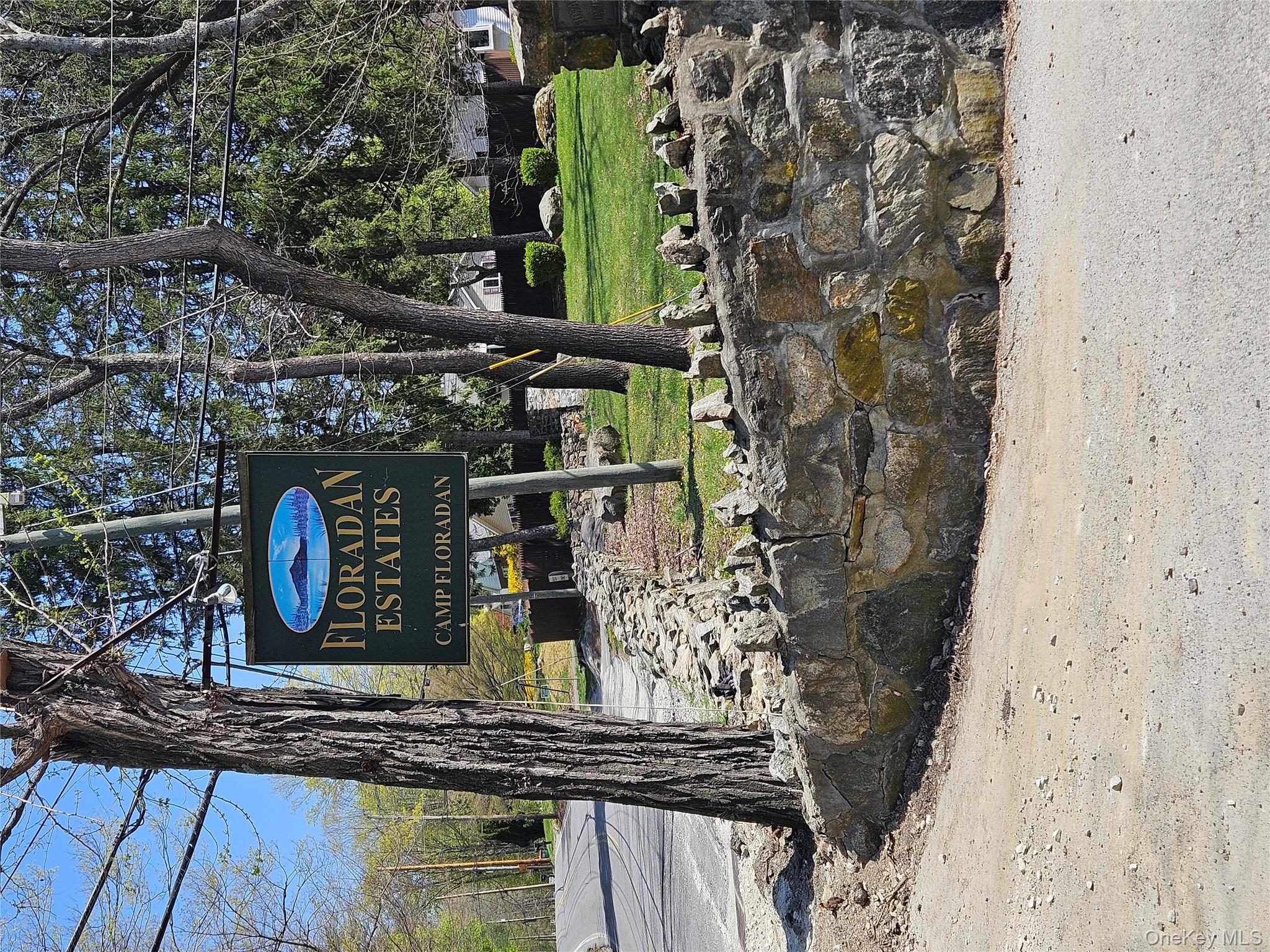 40 Floradan Road, Putnam Valley, NY 10579